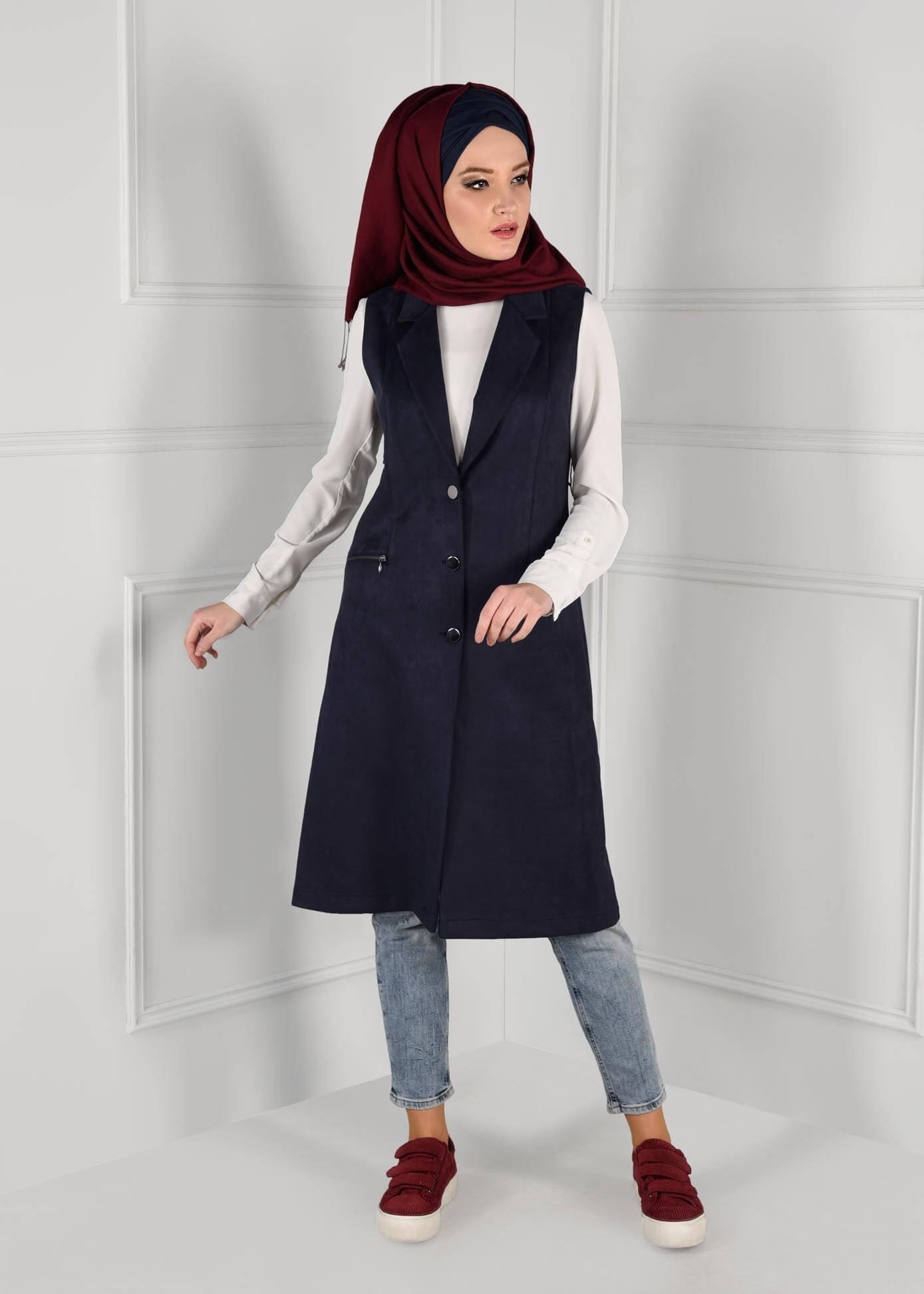 Tesettür giyim LACİVERT DÜĞMELİ CEPLİ SÜET YELEK 4792