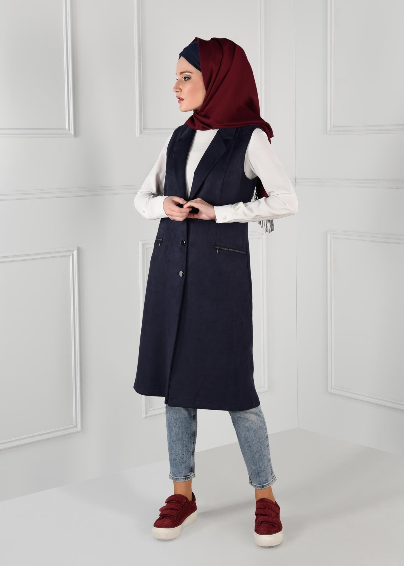 Tesettür giyim LACİVERT DÜĞMELİ CEPLİ SÜET YELEK 4792