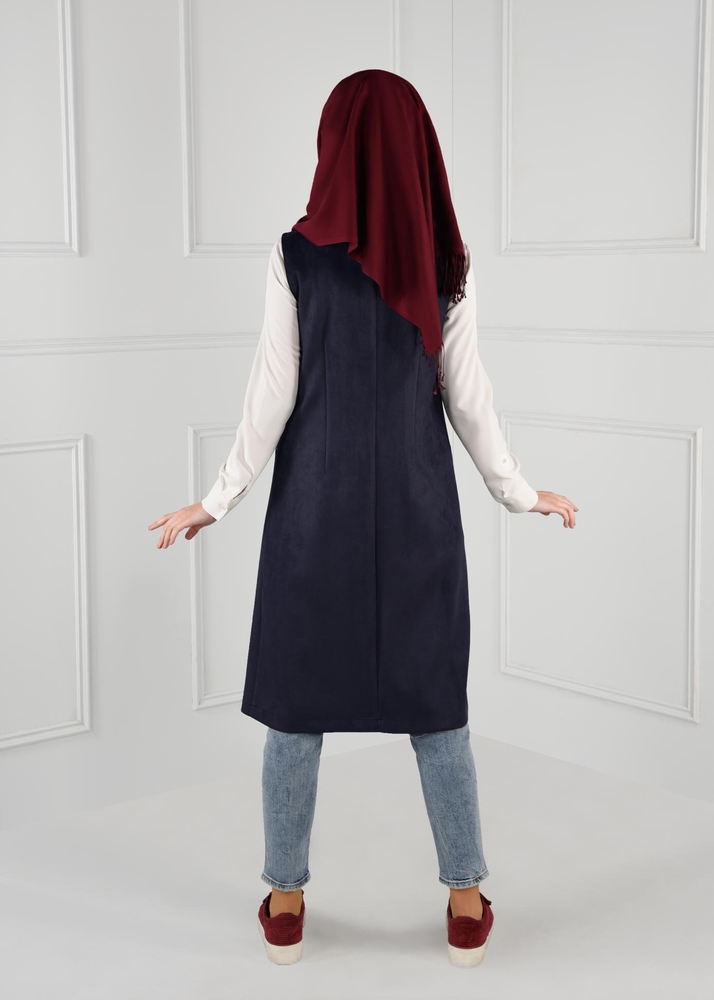 Tesettür giyim LACİVERT DÜĞMELİ CEPLİ SÜET YELEK 4792