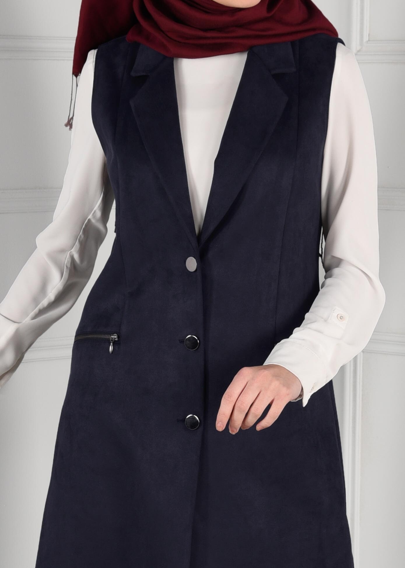 Tesettür giyim LACİVERT DÜĞMELİ CEPLİ SÜET YELEK 4792