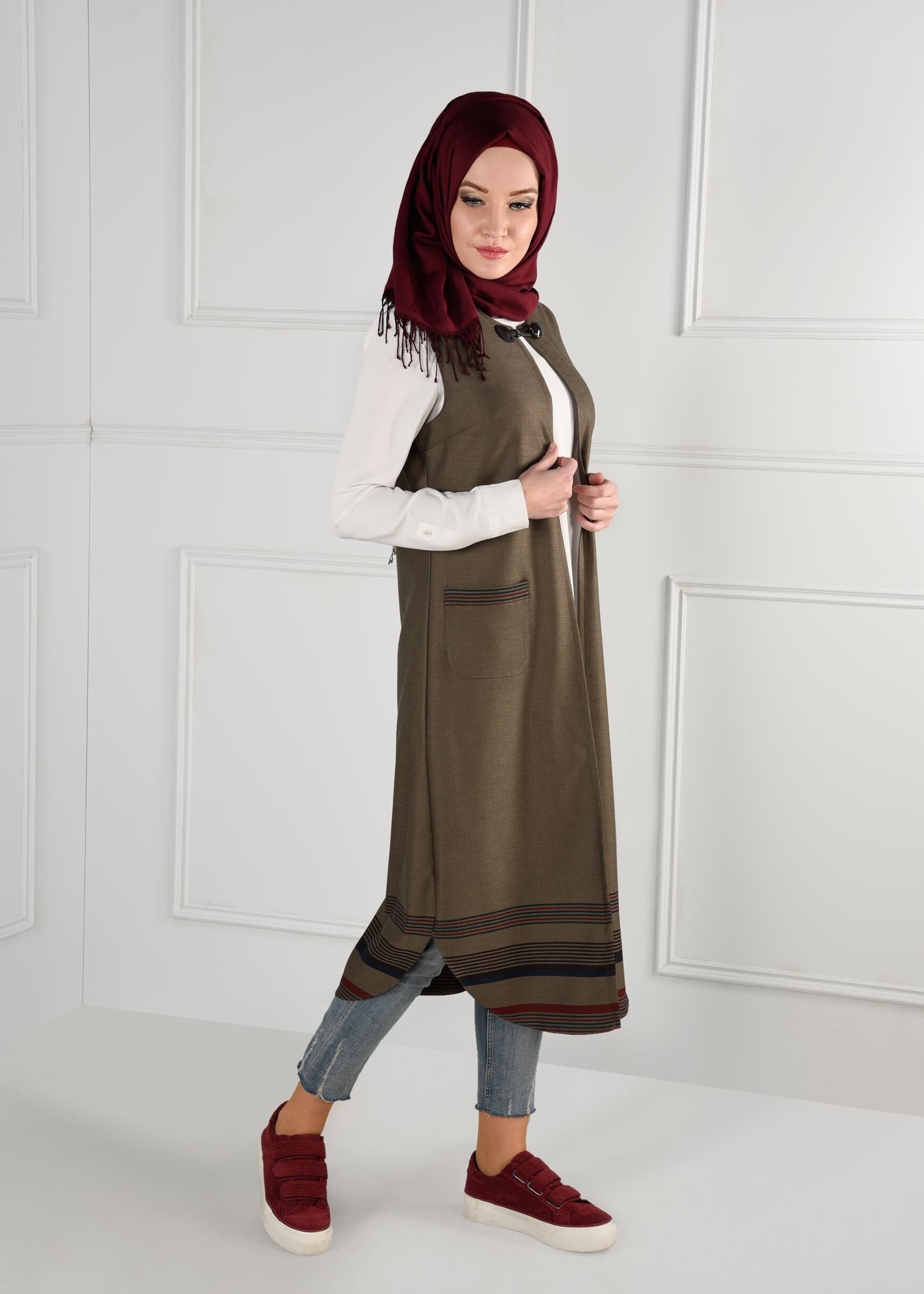 Tesettür giyim KAHVE ÇİZGİ DETAYLI CEPLİ YELEK 4819