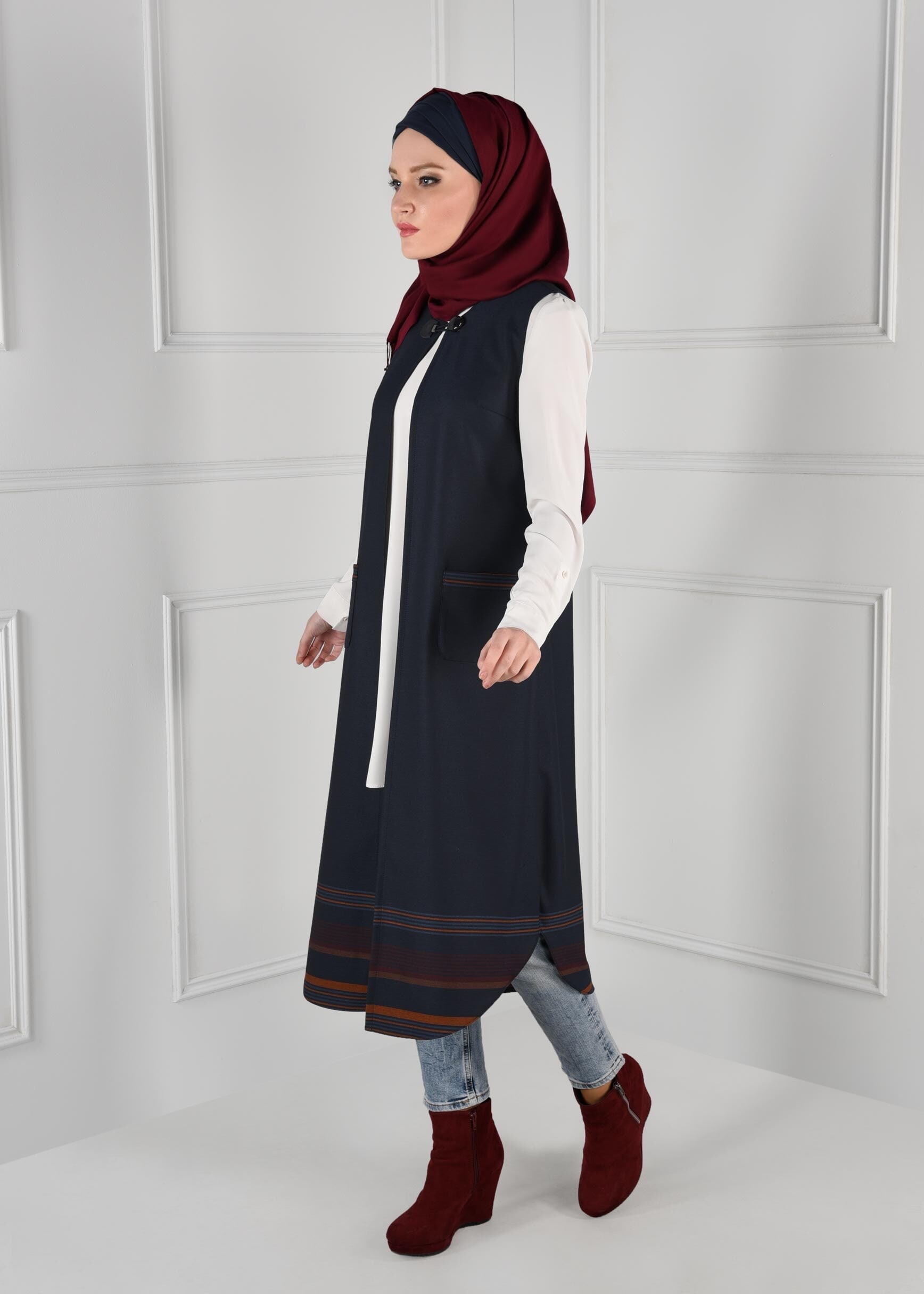 Tesettür giyim LACİVERT ÇİZGİ DETAYLI CEPLİ YELEK 4819