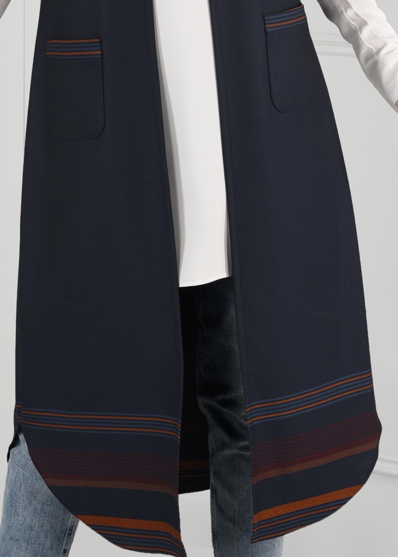 Tesettür giyim LACİVERT ÇİZGİ DETAYLI CEPLİ YELEK 4819