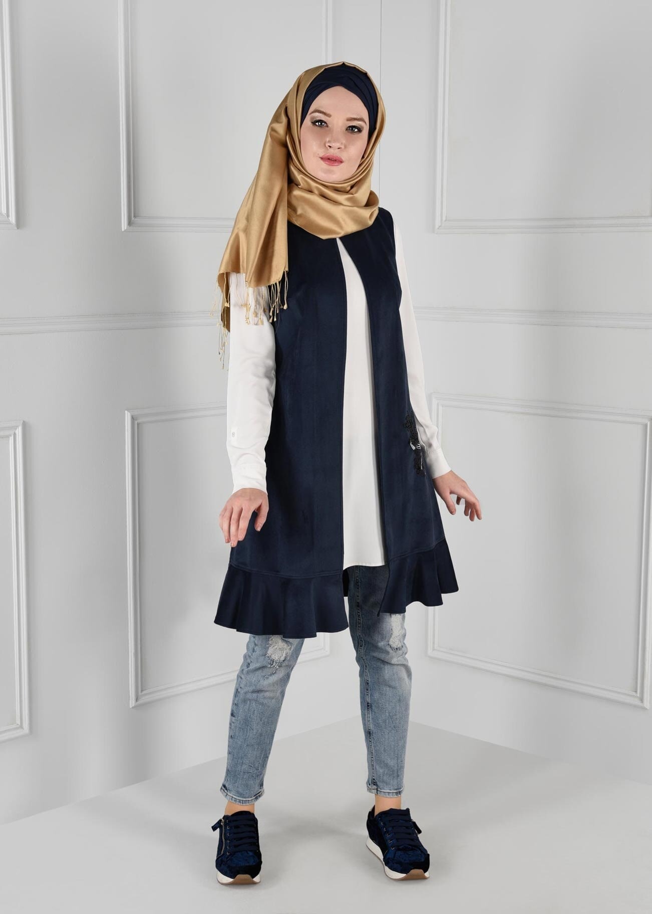 Tesettür giyim LACİVERT PAYET DETAYLI ETEK UCU VOLANLI YELEK 4834