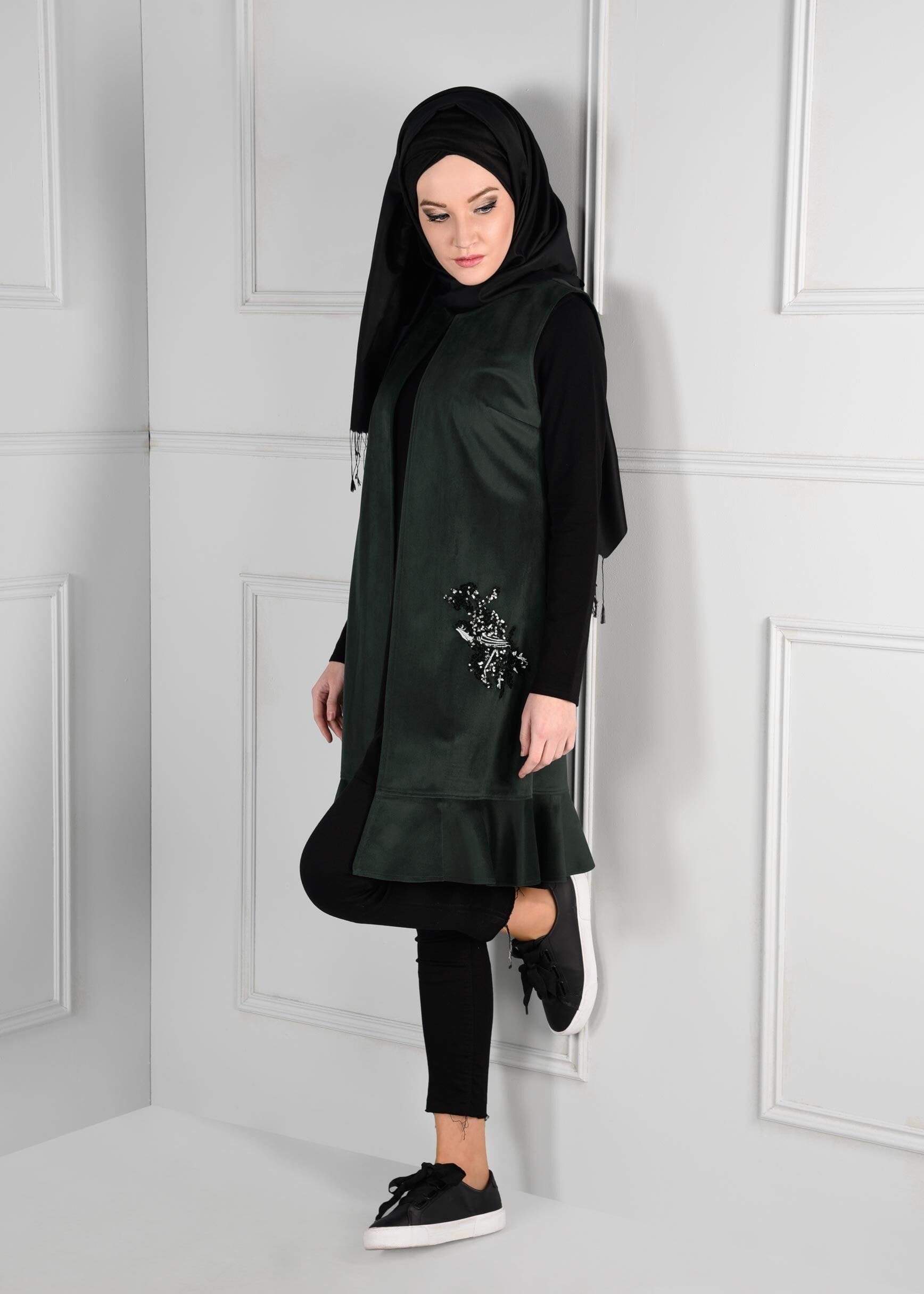 Tesettür giyim YEŞİL PAYET DETAYLI ETEK UCU VOLANLI YELEK 4834