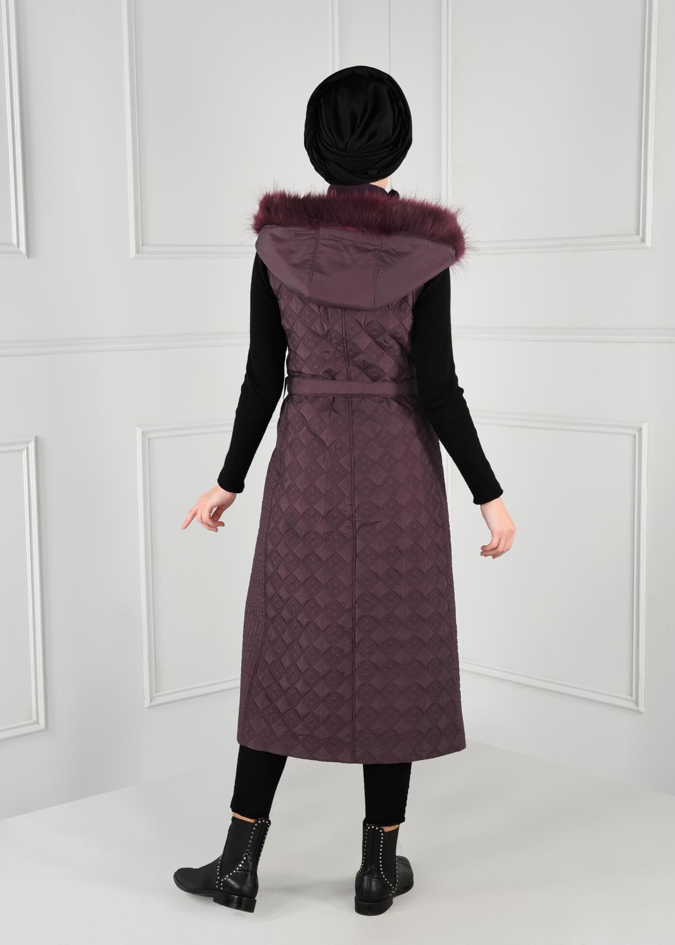 Tesettür giyim MÜRDÜM KÜRKLÜ KAPÜŞONLU FERMUARLI YELEK 9748