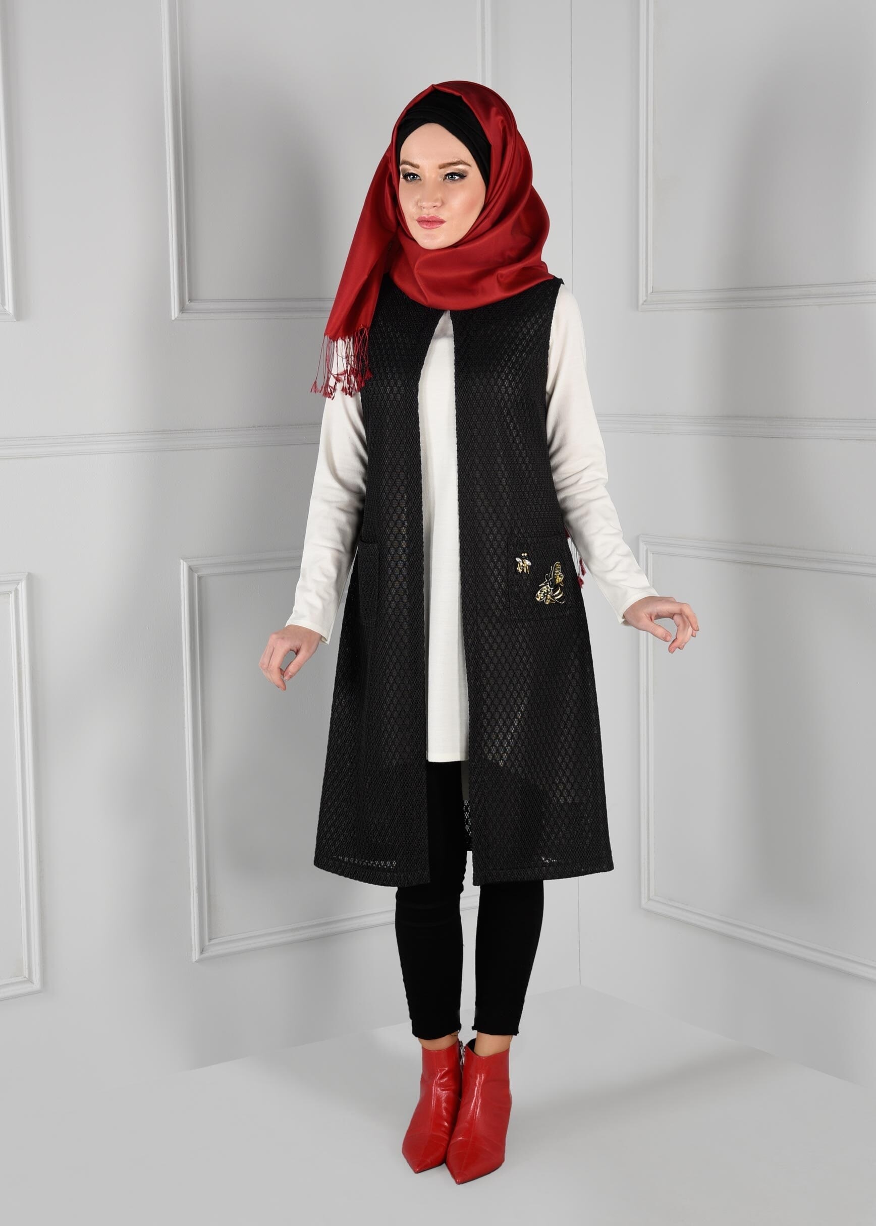 Tesettür giyim SİYAH CEPLİ FİLE YELEK 4835