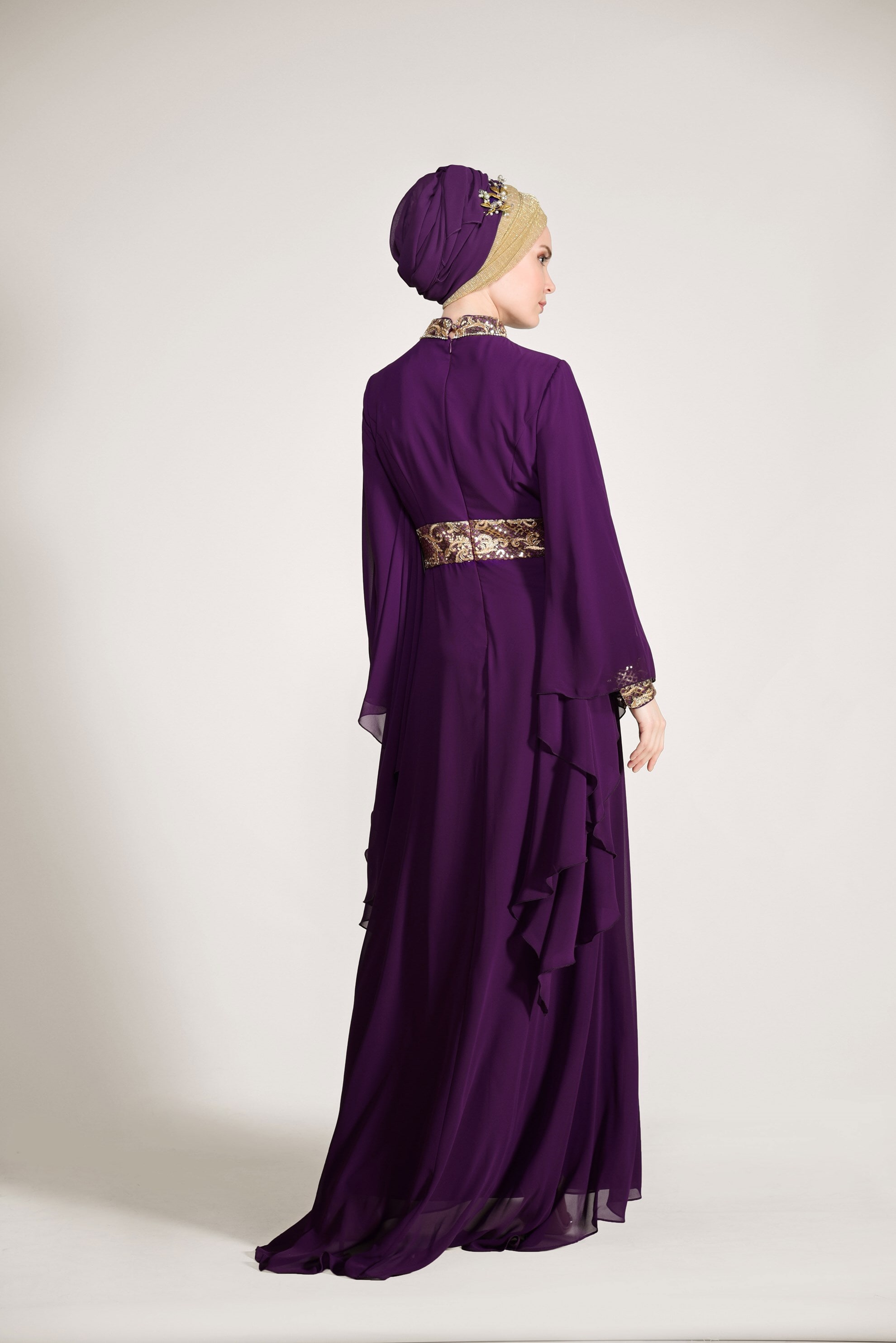 Tesettür giyim MOR KOLLARI VOLANLI HAKİM YAKA MULTİ ŞİFON ABİYE ELBİSE 5410