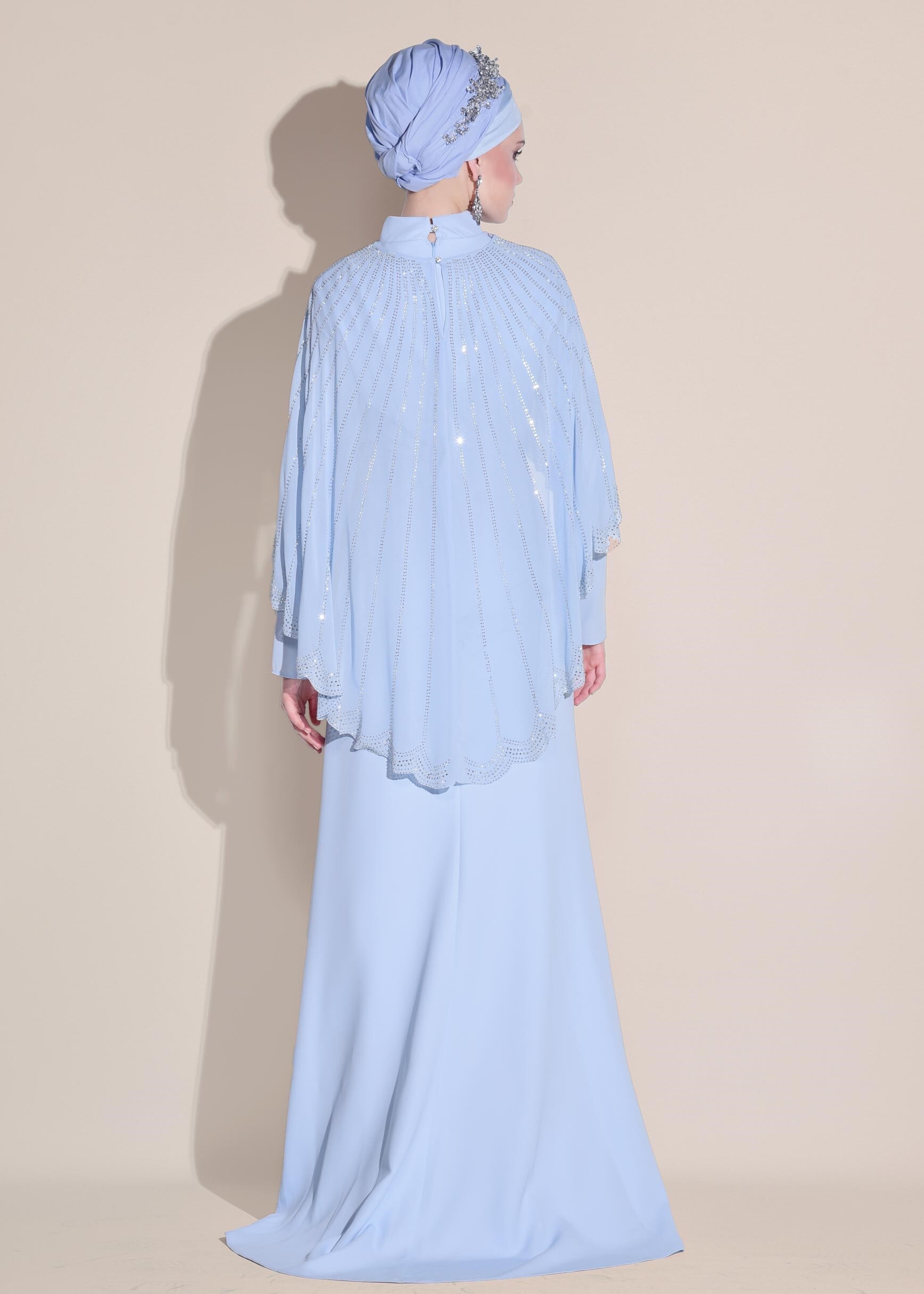 Tesettür giyim MAVİ KISA PELERİN DETAYLI TAŞ BASKILI ABİYE ELBİSE 5420