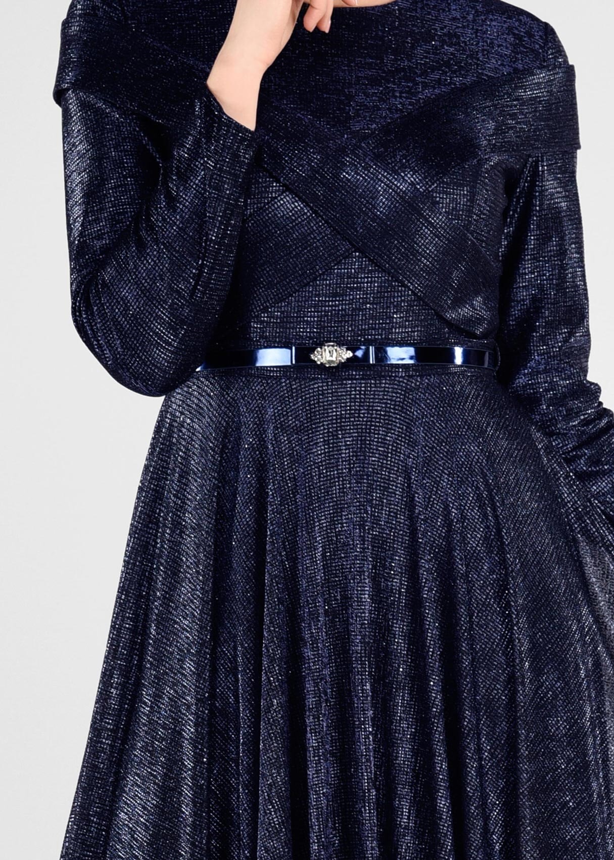 Tesettür giyim LACİVERT KEMERLİ SİM KUMAŞ ABİYE ELBİSE 5422