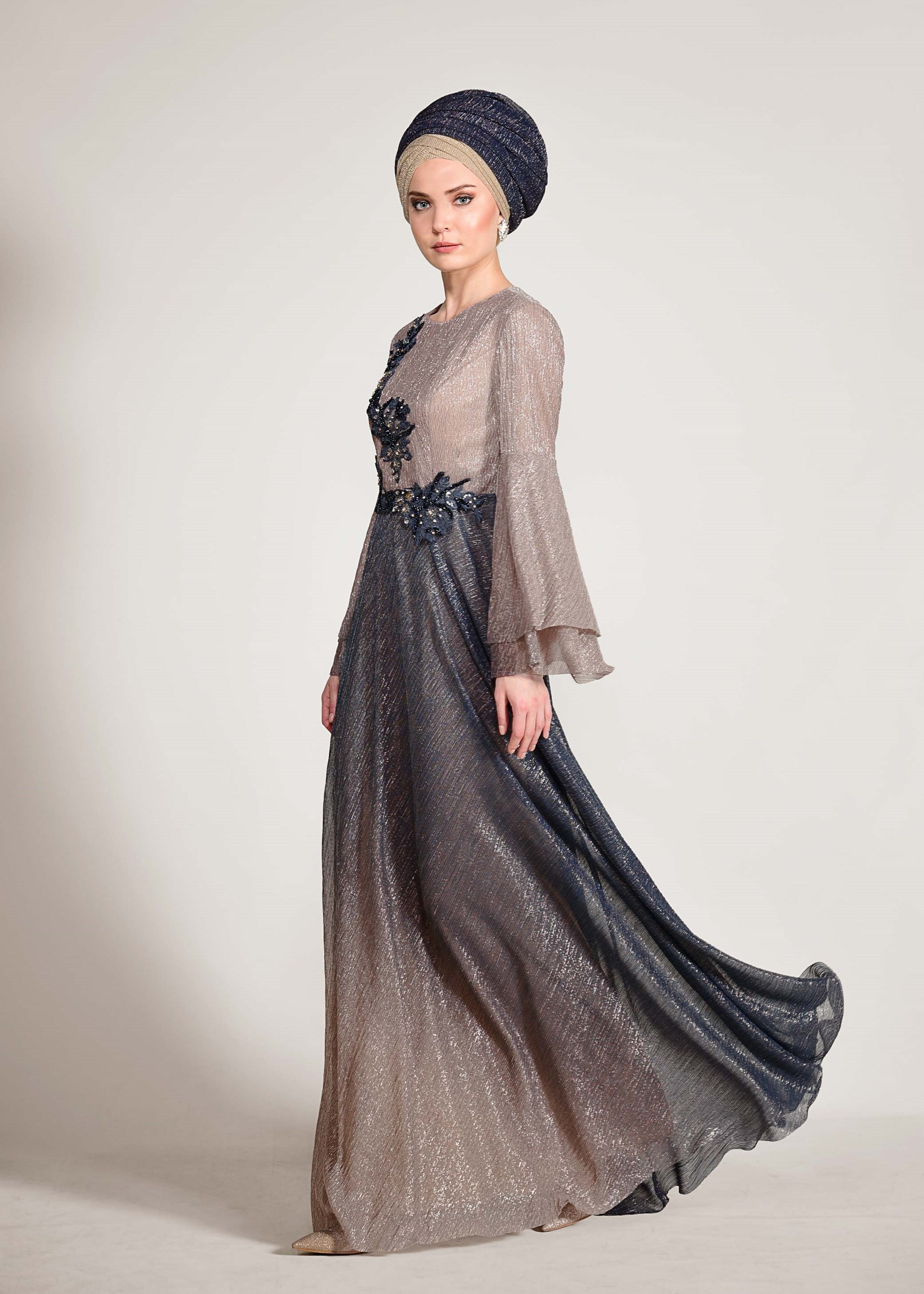 Tesettür giyim GRİ DEGRADE PLİSELİ SİM KUMAŞ ABİYE ELBİSE 5424