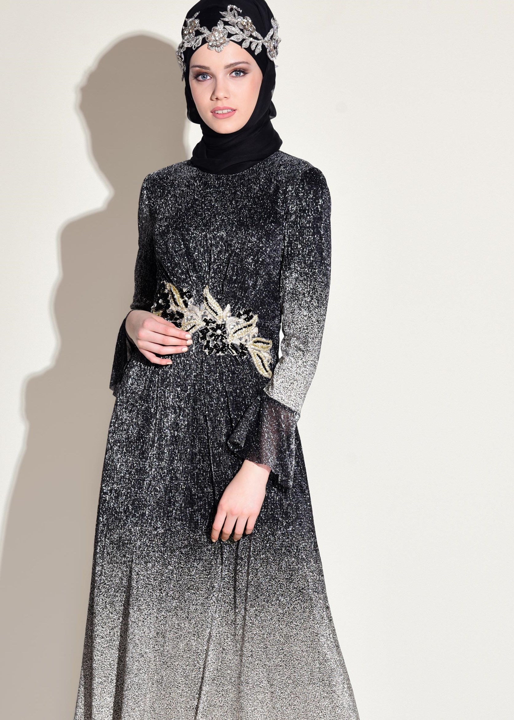 Tesettür giyim SİYAH RENK GEÇİŞLİ SİMLİ ABİYE ELBİSE 5430