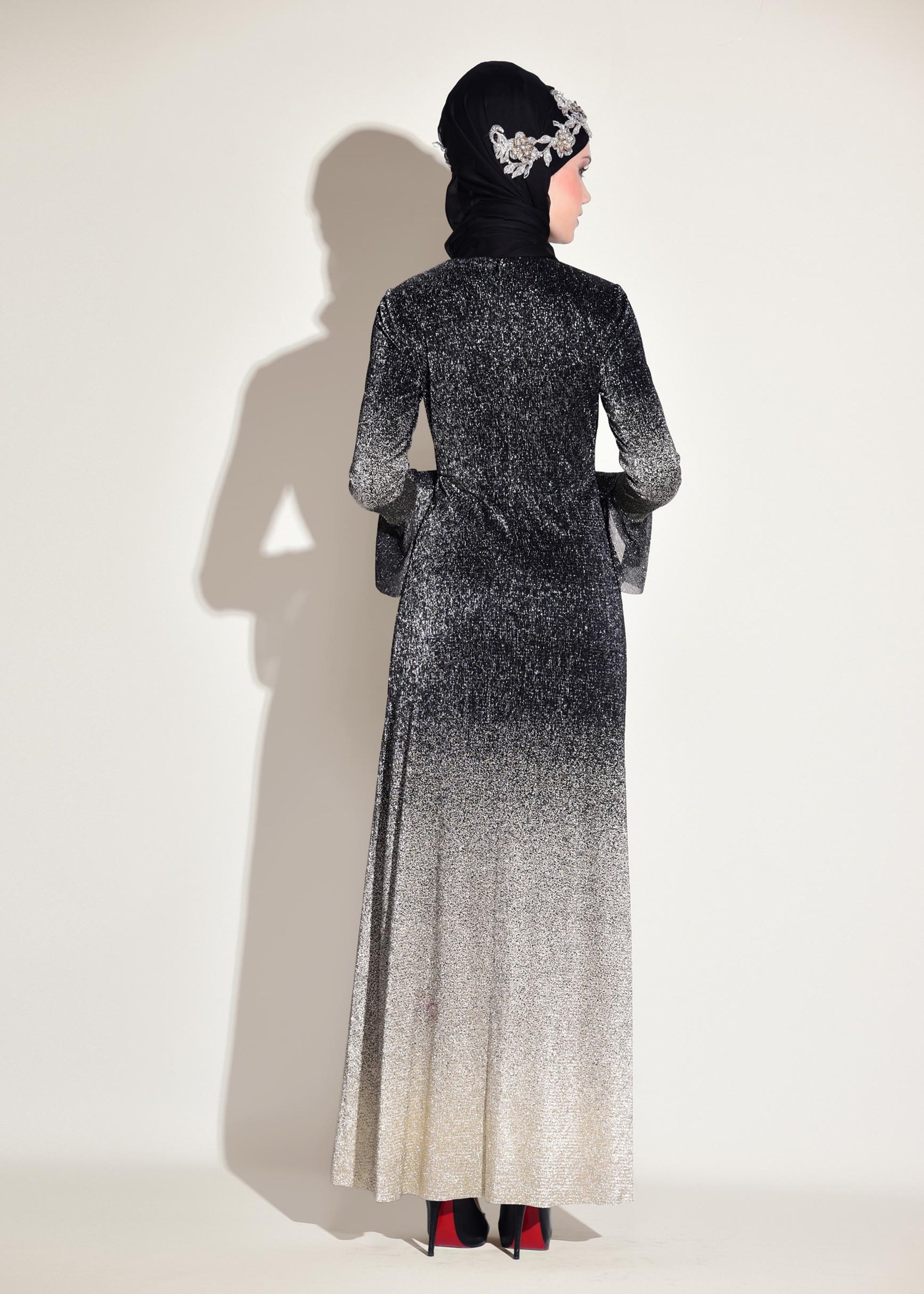 Tesettür giyim SİYAH RENK GEÇİŞLİ SİMLİ ABİYE ELBİSE 5430