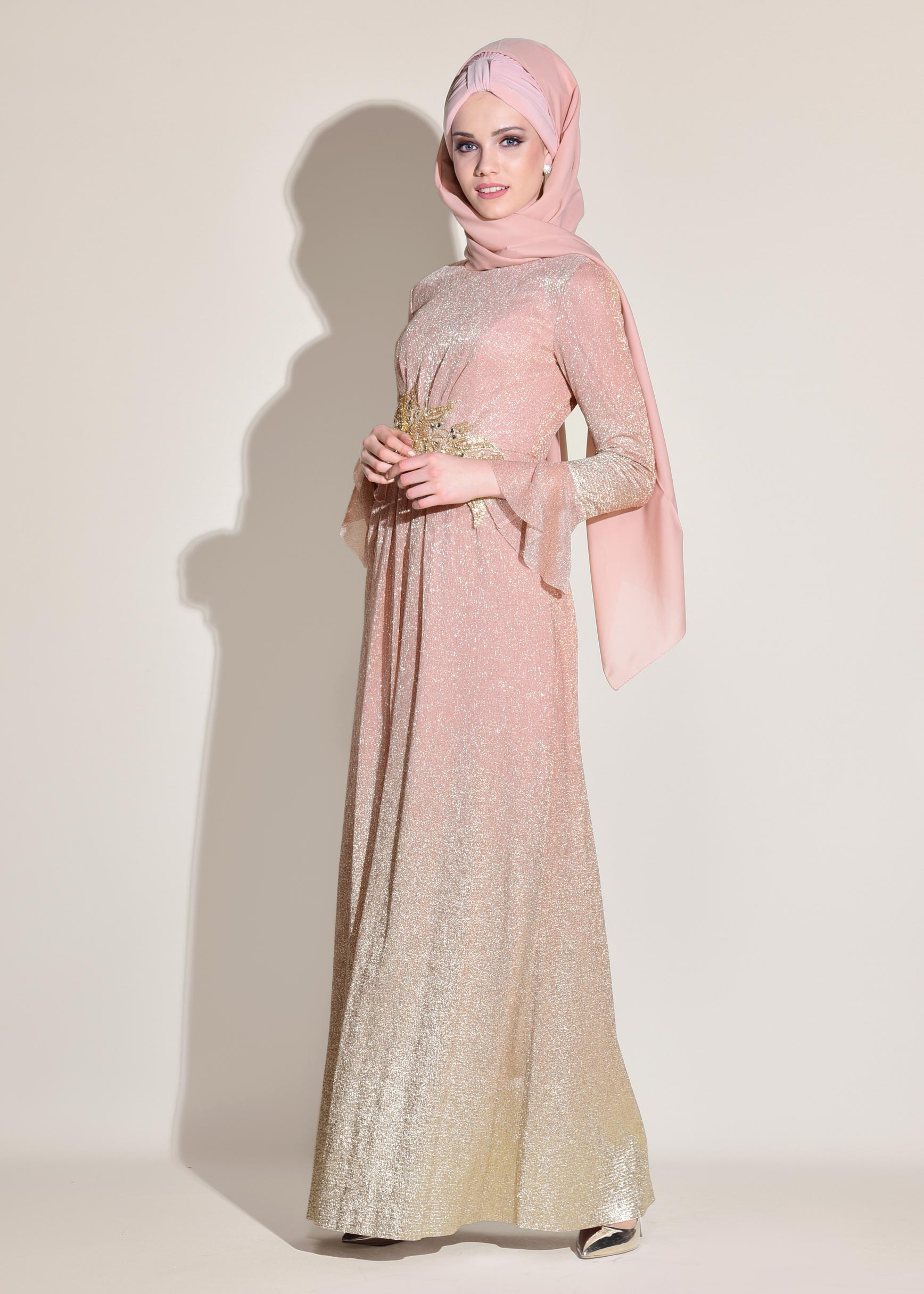 Tesettür giyim PUDRA RENK GEÇİŞLİ SİMLİ ABİYE ELBİSE 5430