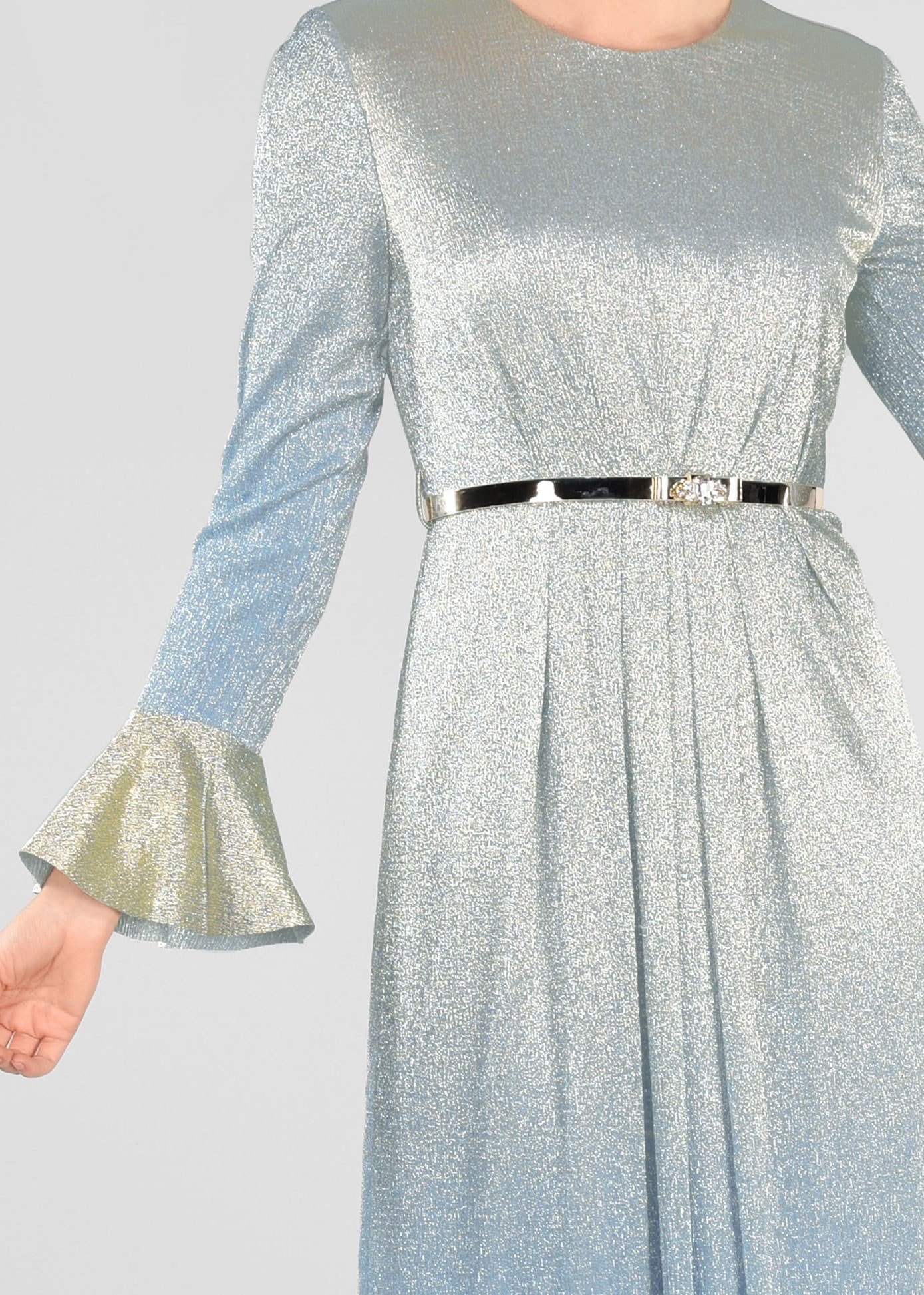 Tesettür giyim MAVİ RENK GEÇİŞLİ SİMLİ ABİYE ELBİSE 5431