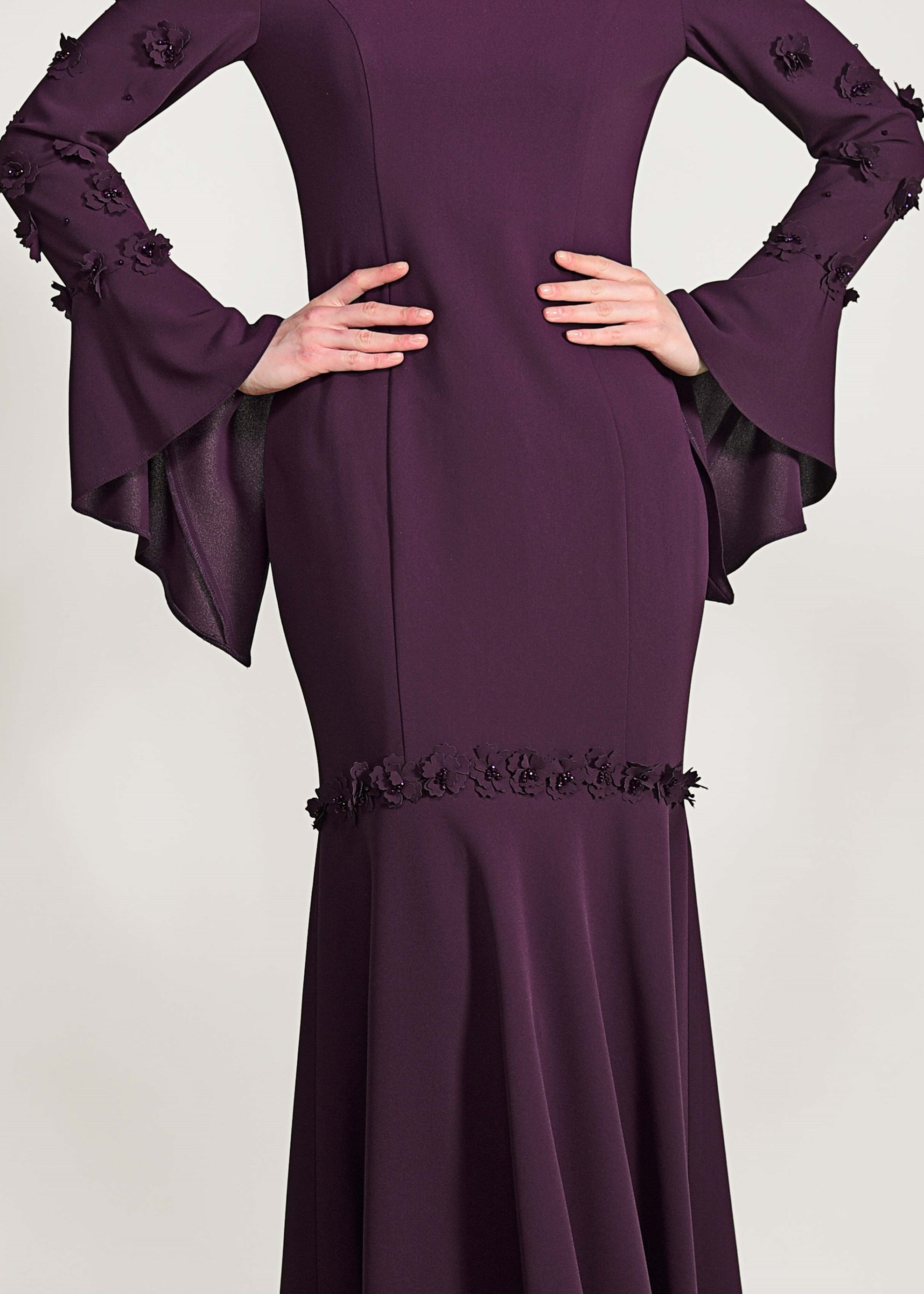 Tesettür giyim MOR ÜÇ BOYUT ÇİÇEKLİ VOLANLI ABİYE ELBİSE 5444 