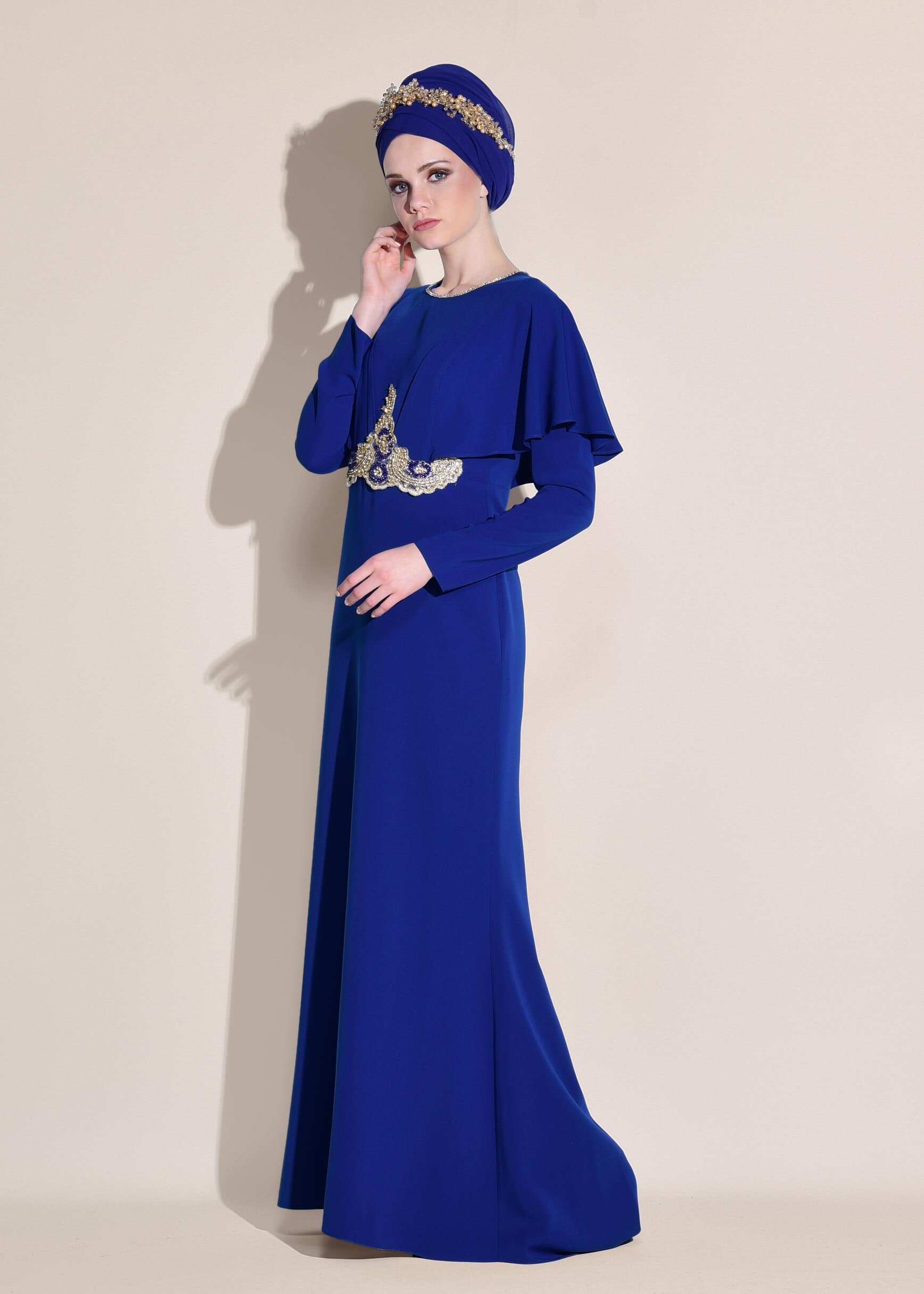 Tesettür giyim LACİVERT OMUZLARI VOLANLI GÜPÜR DETAYLI ABİYE 5446 