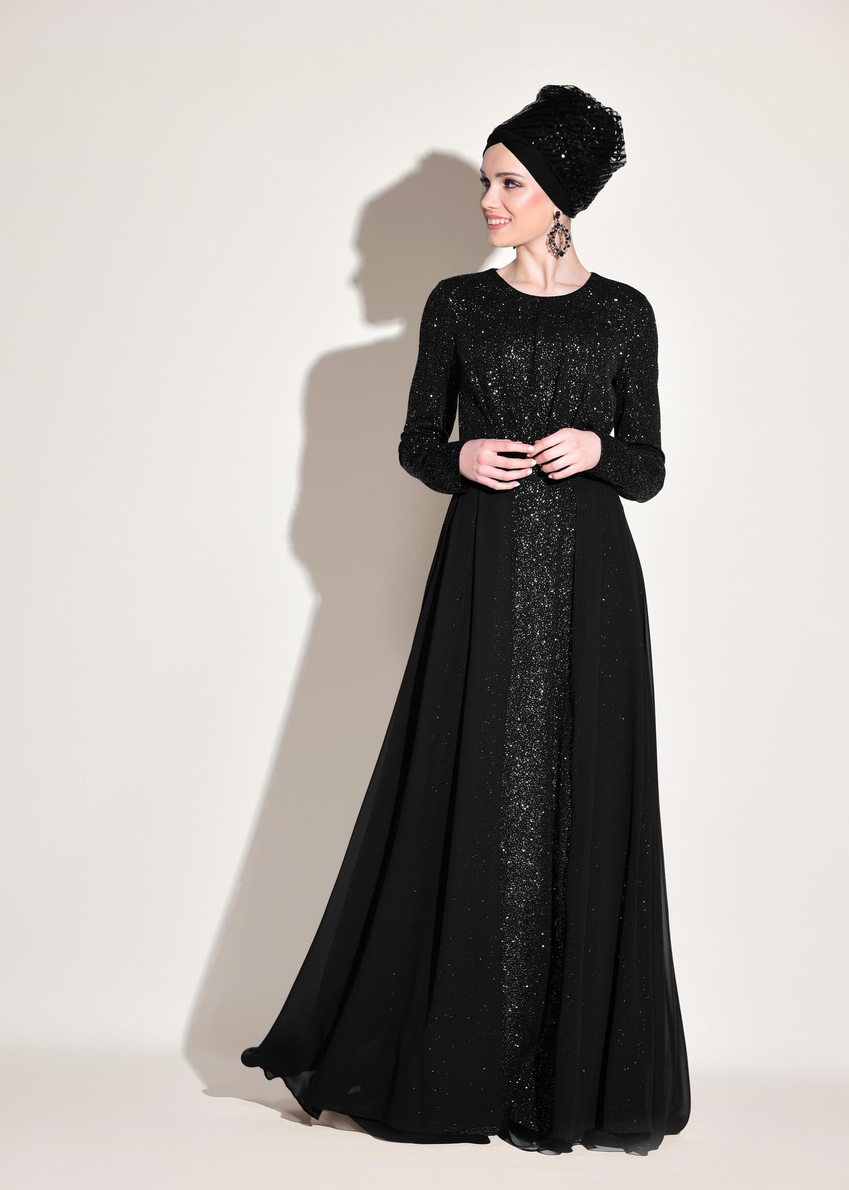 Tesettür giyim SİYAH ŞİFON ETEK DETAYLI SİMLİ 2&prime;Lİ ELBİSELİ ABİYE 5447 