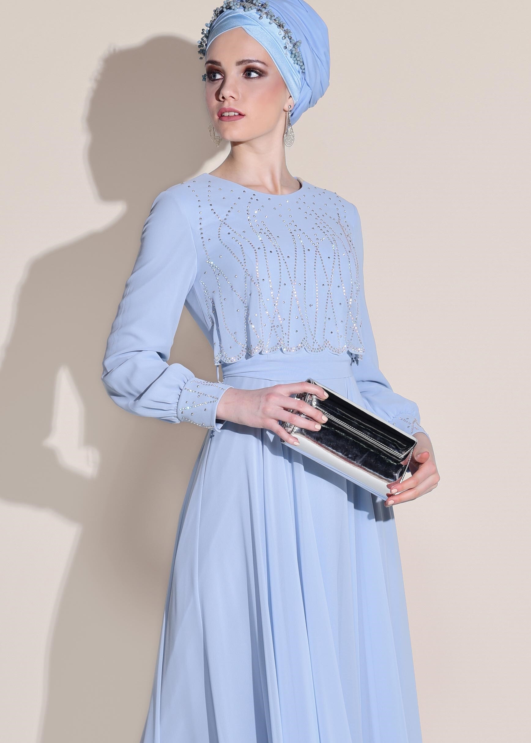 Tesettür giyim MAVİ TAŞ DETAYLI ABİYE ELBİSE 5471