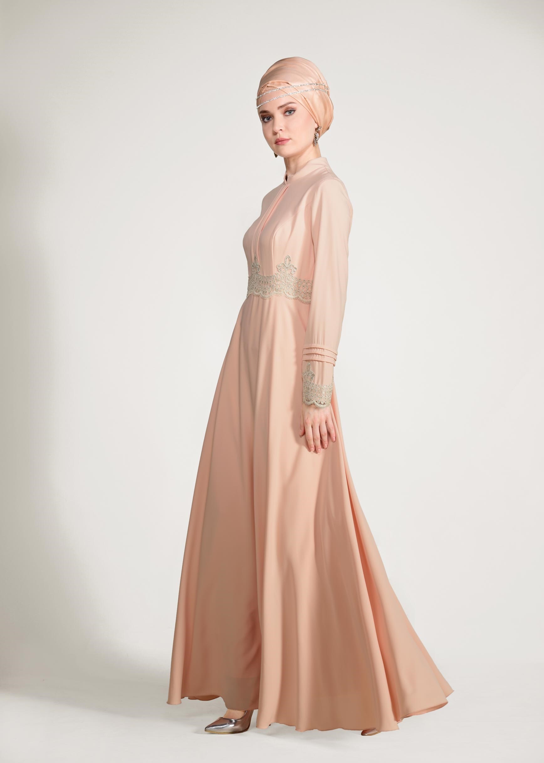 Tesettür giyim PUDRA GÜPÜR DETAYLI ABİYE ELBİSE 5482 