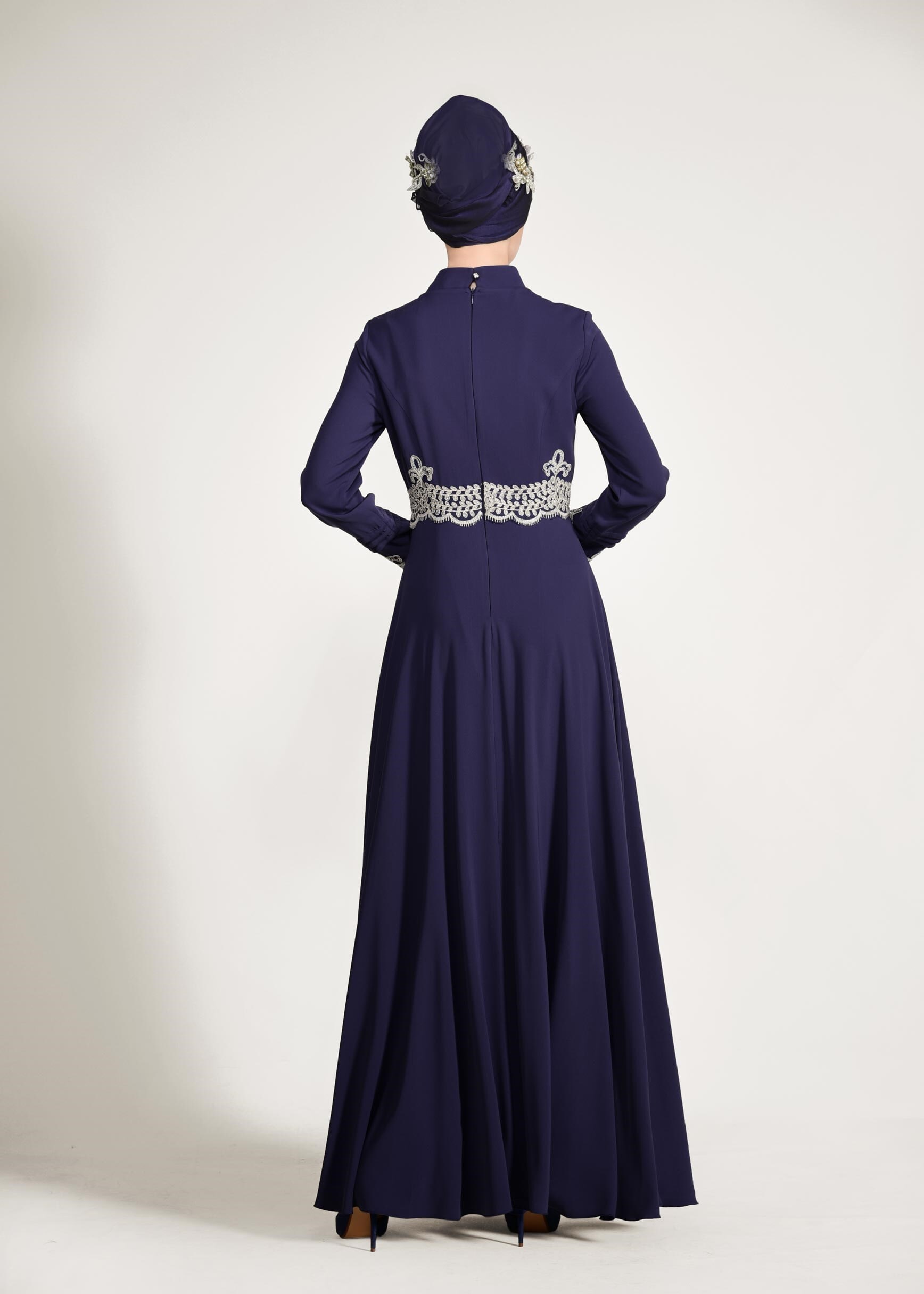 Tesettür giyim LACİVERT GÜPÜR DETAYLI ABİYE ELBİSE 5482 