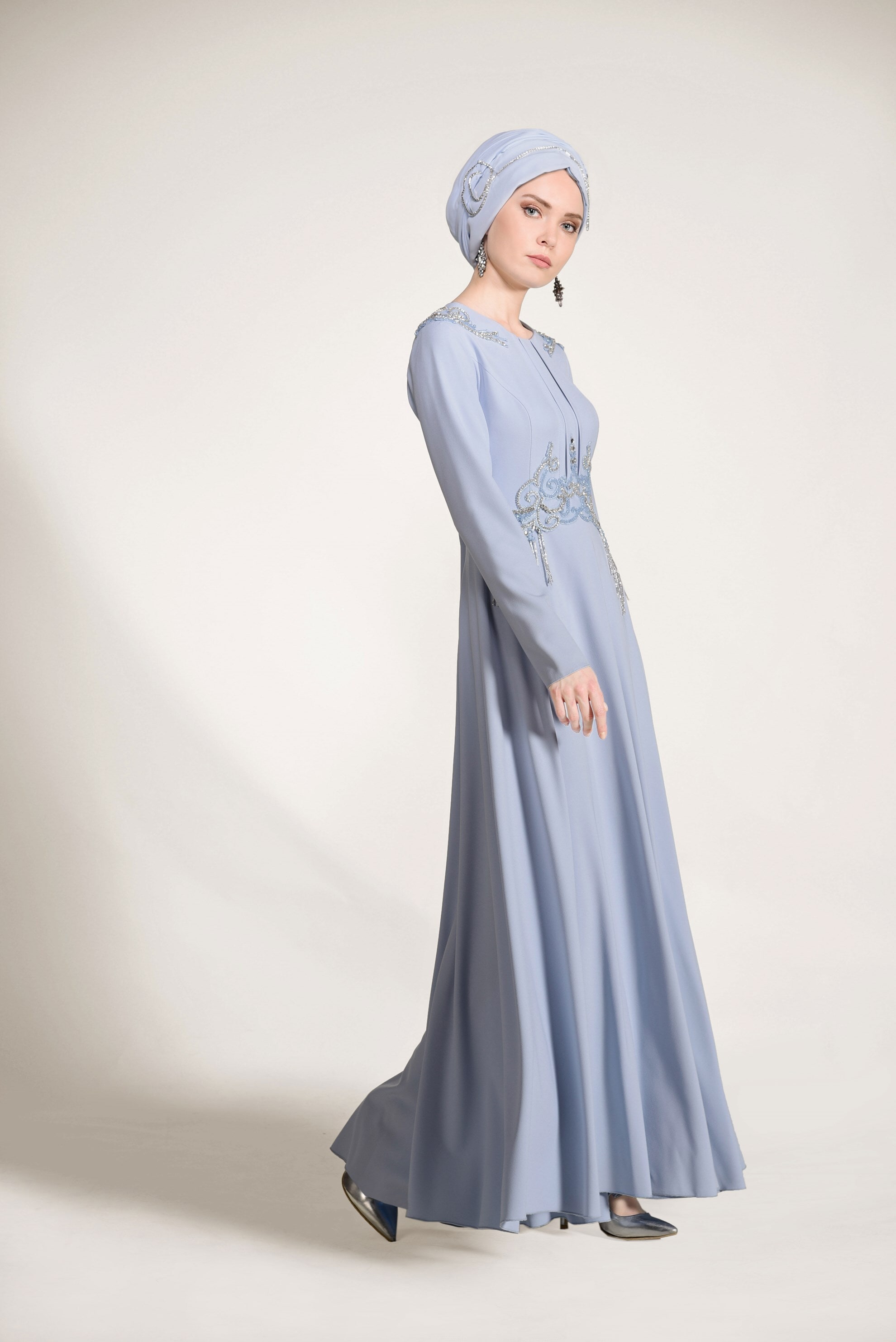 Tesettür giyim MAVİ BONCUK İŞLEMELİ ABİYE ELBİSE 5490