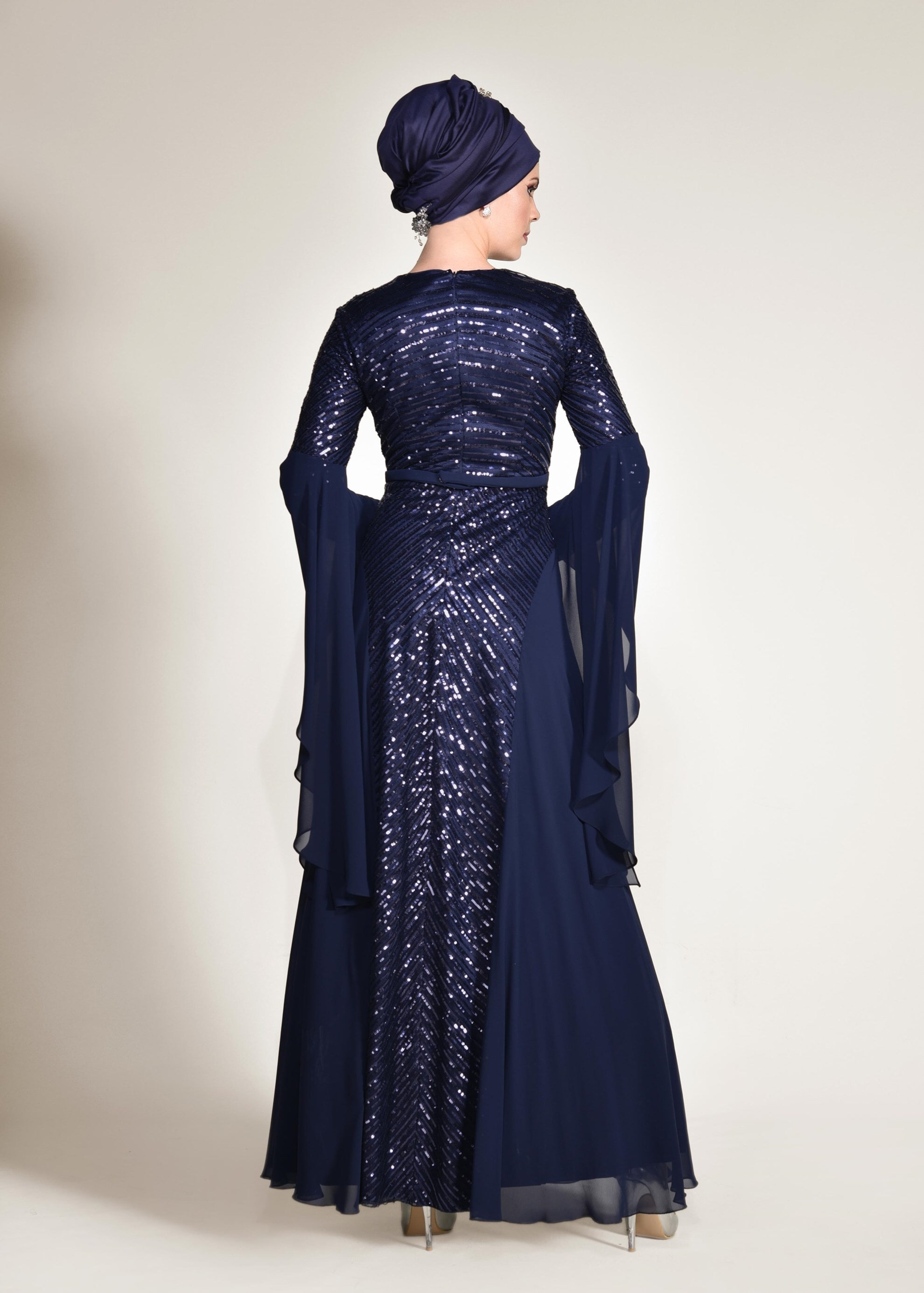 Tesettür giyim LACİVERT KOLLARI VOLANLI PUL PAYET ŞİFON ABİYE ELBİSE 5493