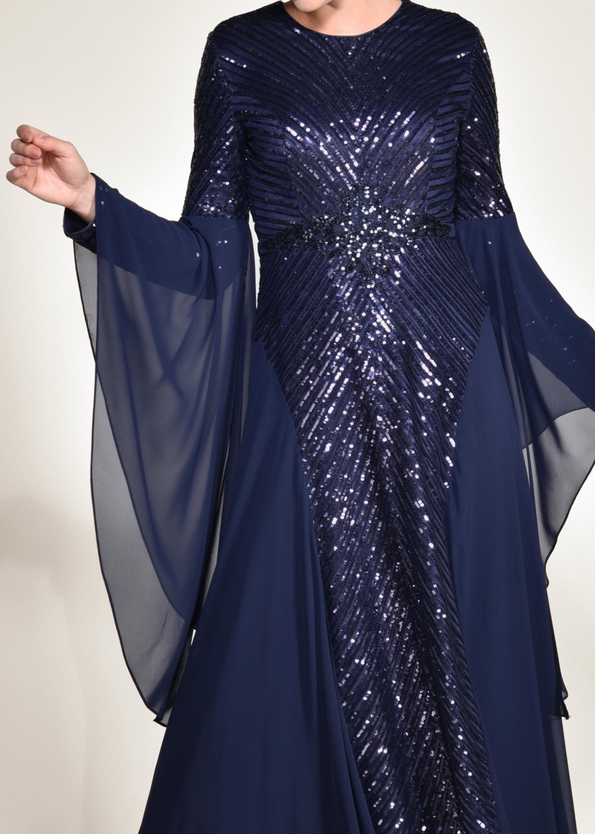 Tesettür giyim LACİVERT KOLLARI VOLANLI PUL PAYET ŞİFON ABİYE ELBİSE 5493