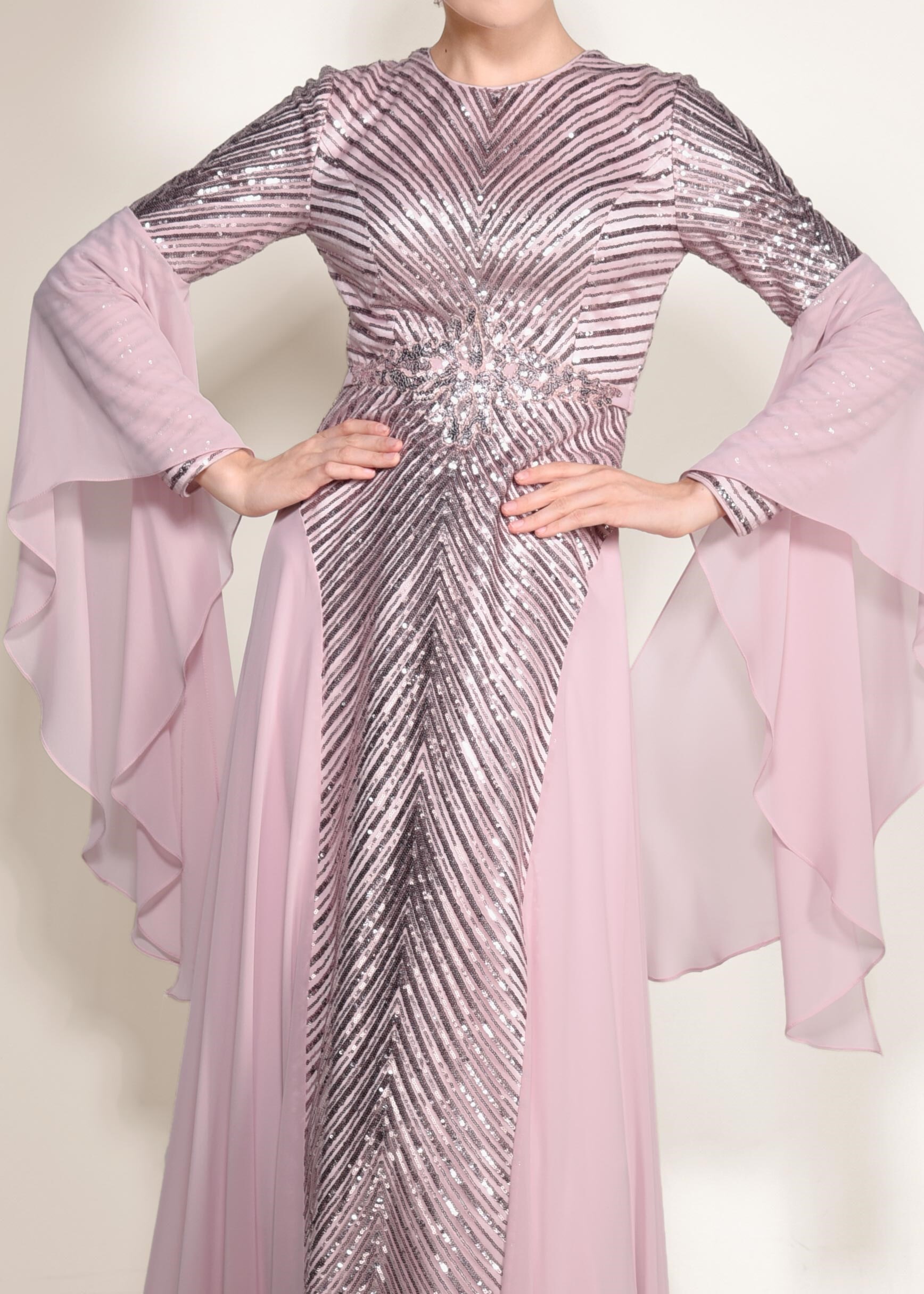 Tesettür giyim PUDRA KOLLARI VOLANLI PUL PAYET ŞİFON ABİYE ELBİSE 5493