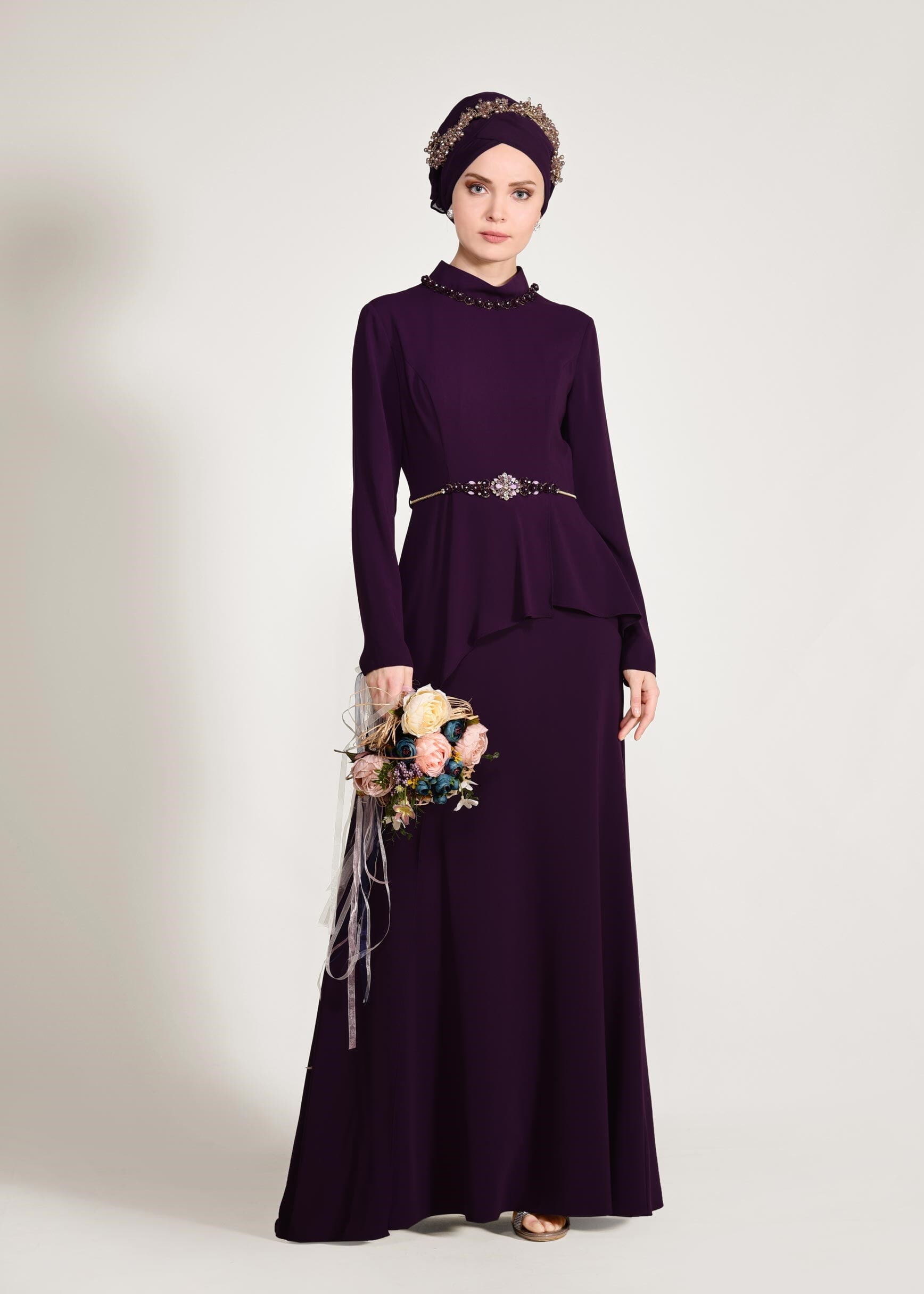 Tesettür giyim MOR BEL AKSESUARLI ABİYE ELBİSE 5501