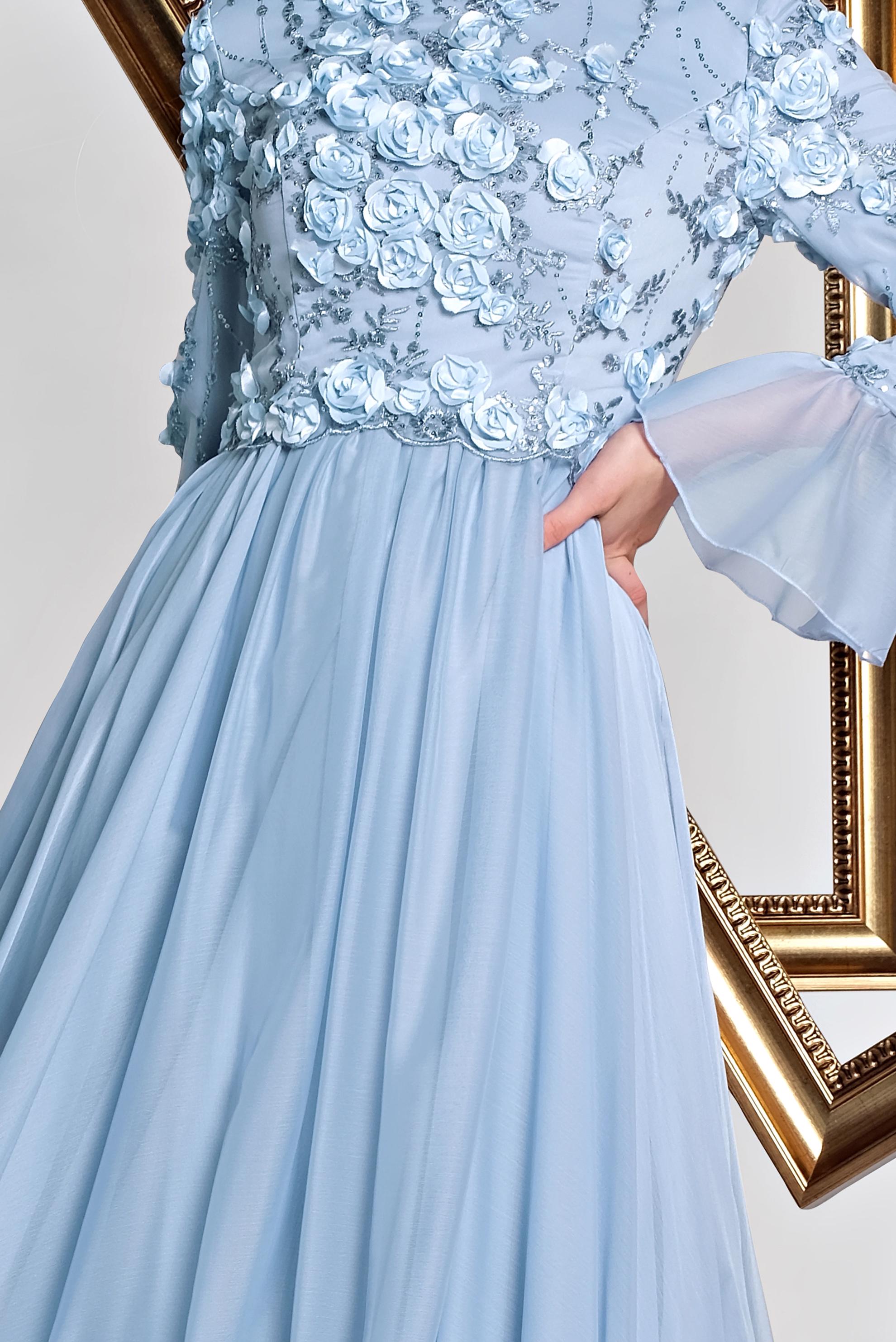 Tesettür giyim MAVİ ÜÇ BOYUTLU ÇİÇEKLİ ŞİFON ABİYE ELBİSE 5505 