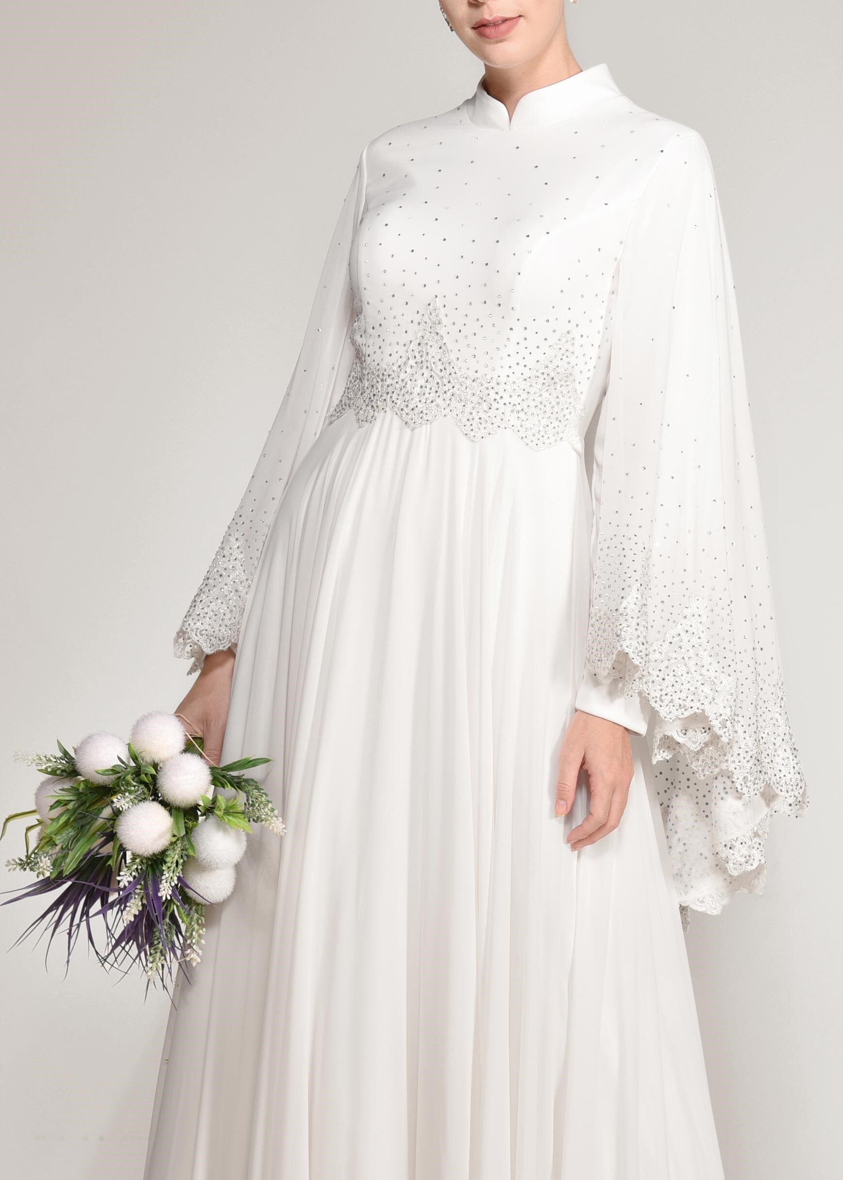 Tesettür giyim BEYAZ TAŞLI PELERİNLİ ABİYE ELBİSE 5506