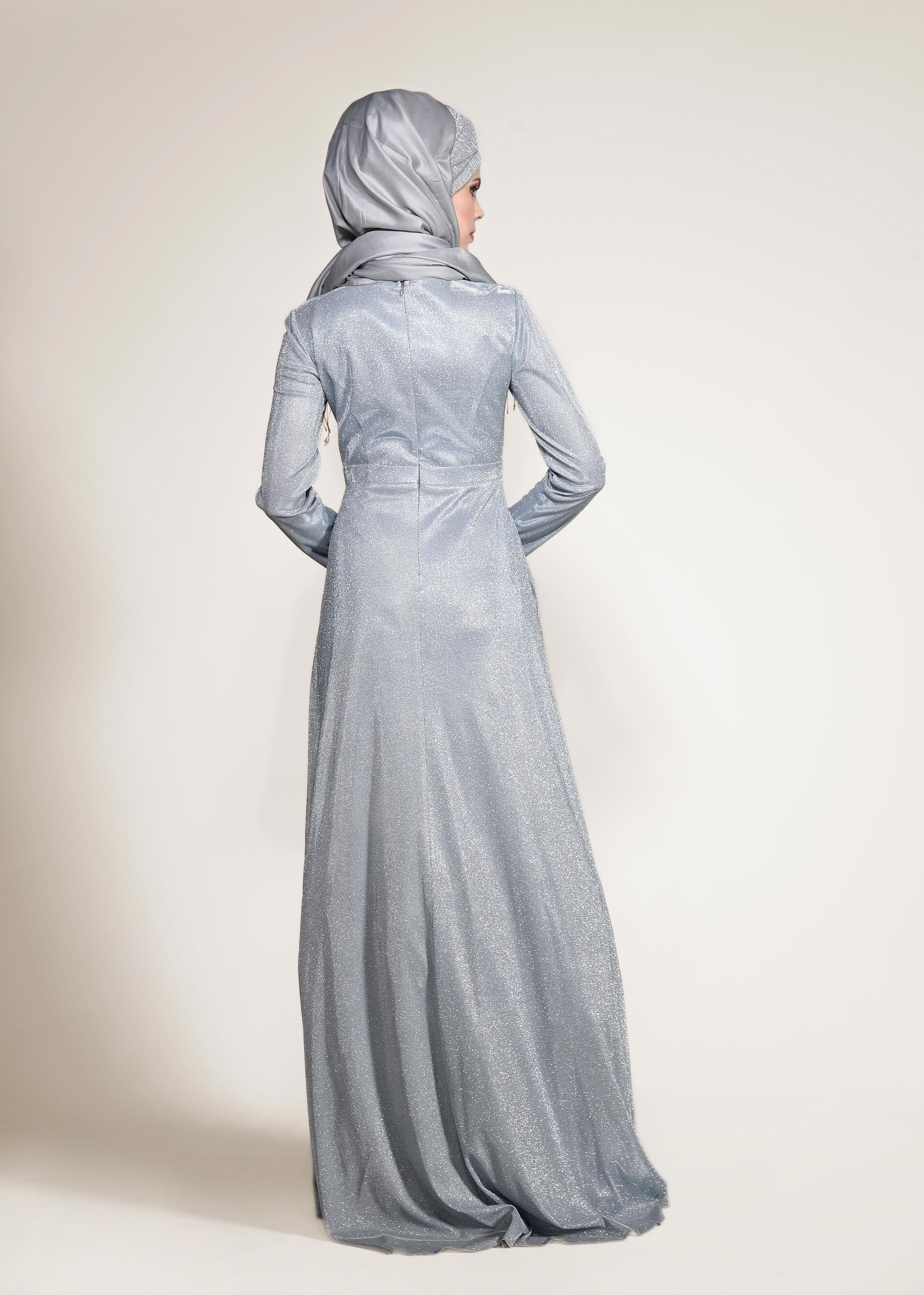 Tesettür giyim GRİ BELİ TAŞ ŞERİTLİ SİMLİ ABİYE ELBİSE 5526