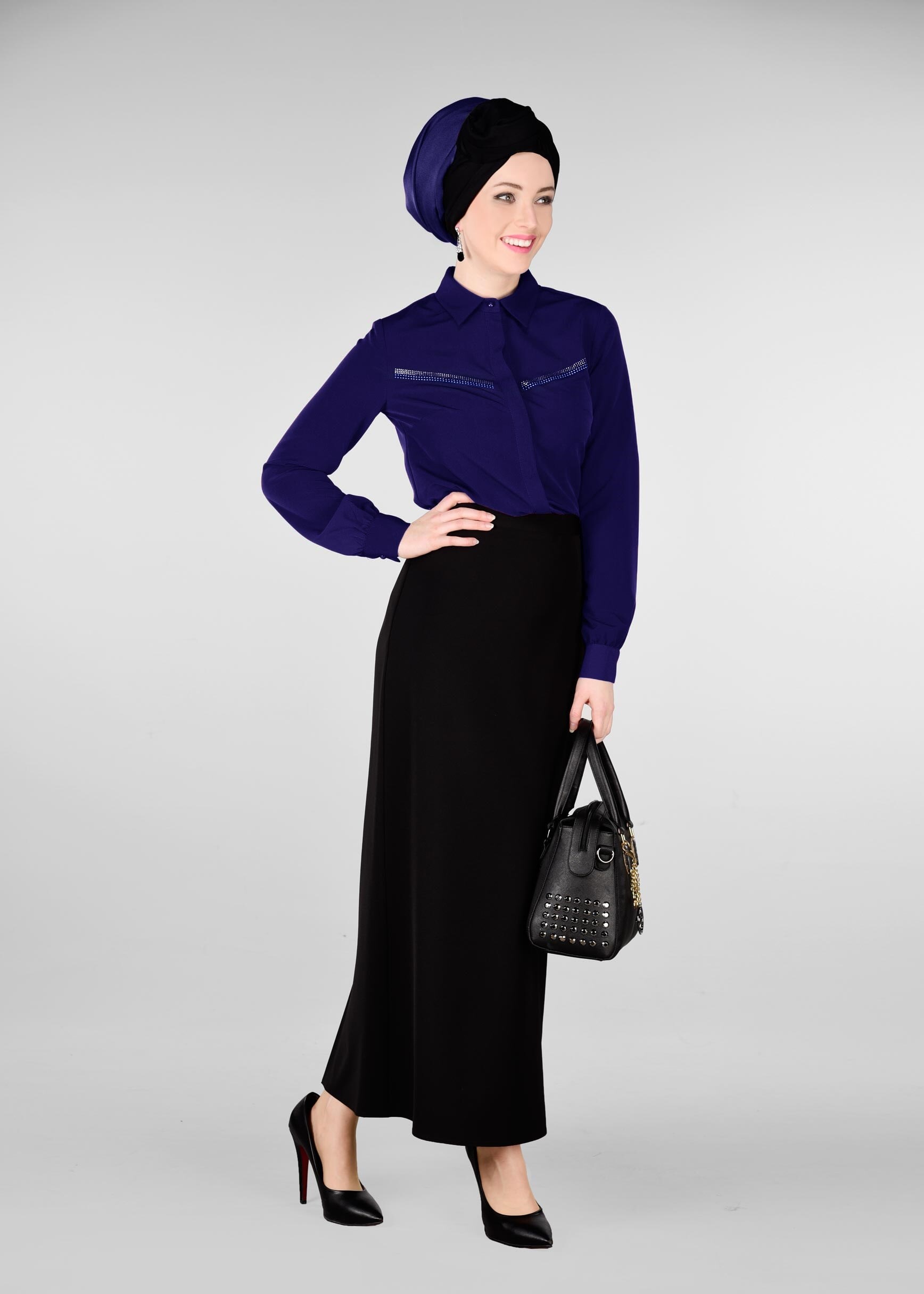 Tesettür giyim LACİVERT TAŞ BASKILI BLUZ 4001