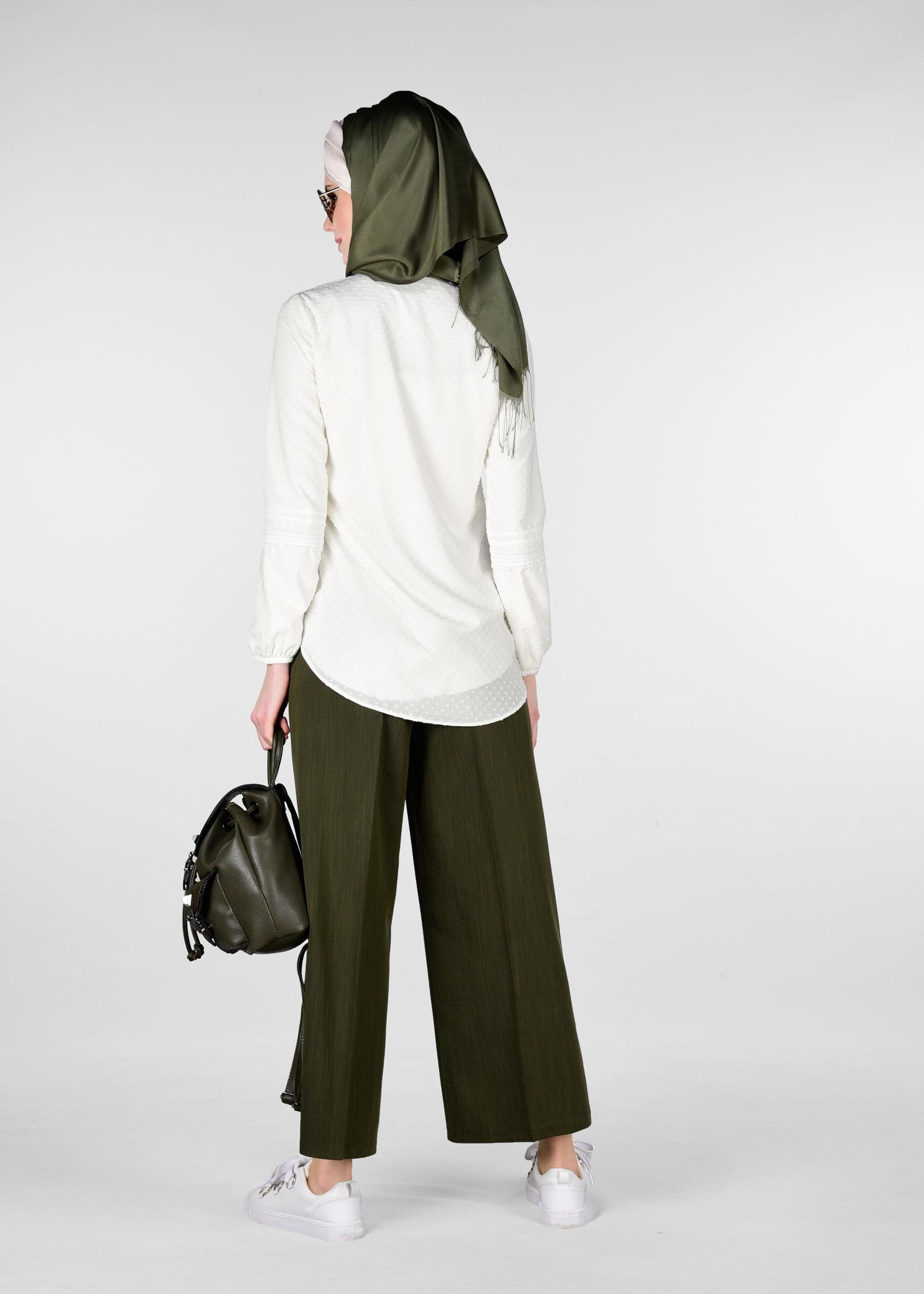 Tesettür giyim BEYAZ DANTEL DETAYLI DOKULU BLUZ 4029