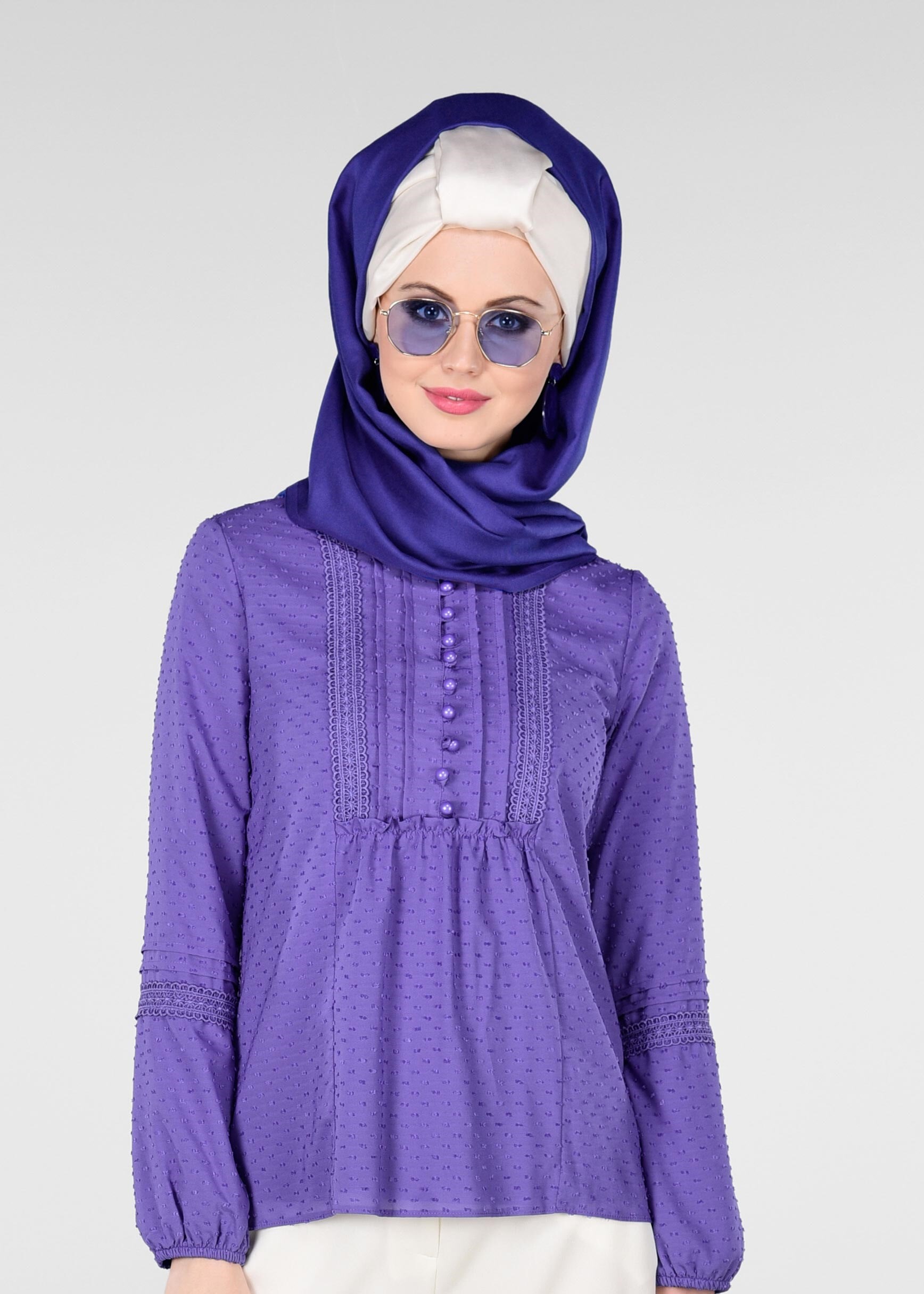 Tesettür giyim LACİVERT DANTEL DETAYLI DOKULU BLUZ 4029