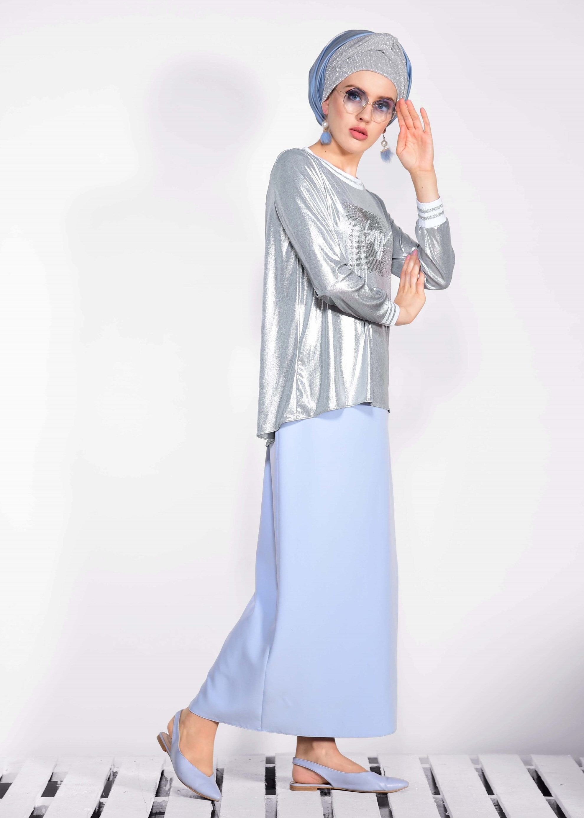 Tesettür giyim GÜMÜŞ KOL VE YAKASI LASTİKLİ BLUZ 4079