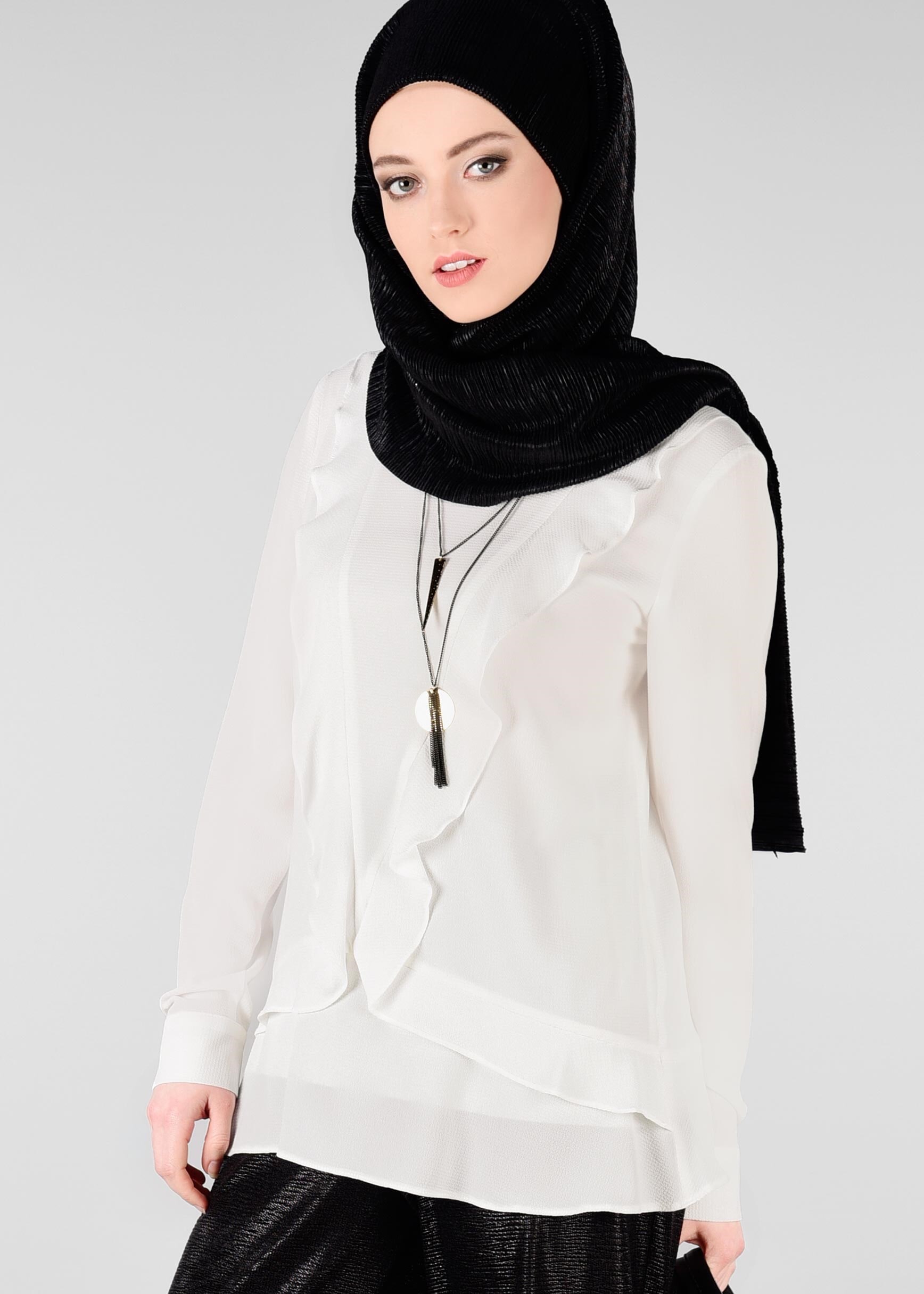 Tesettür giyim BEYAZ FIRFIR DETAYLI BLUZ 4080