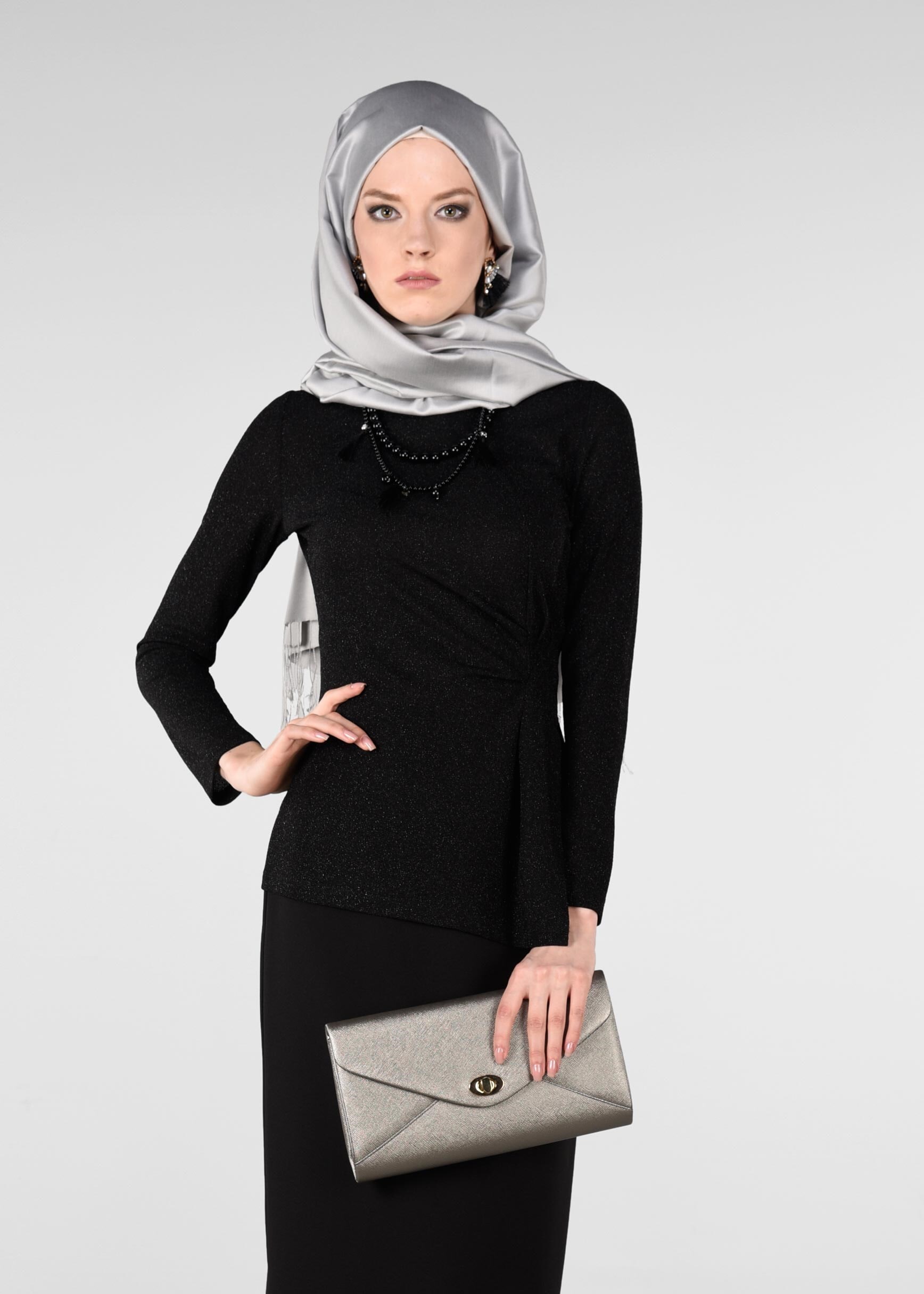 Tesettür giyim SİYAH PARILTILI BLUZ 4081