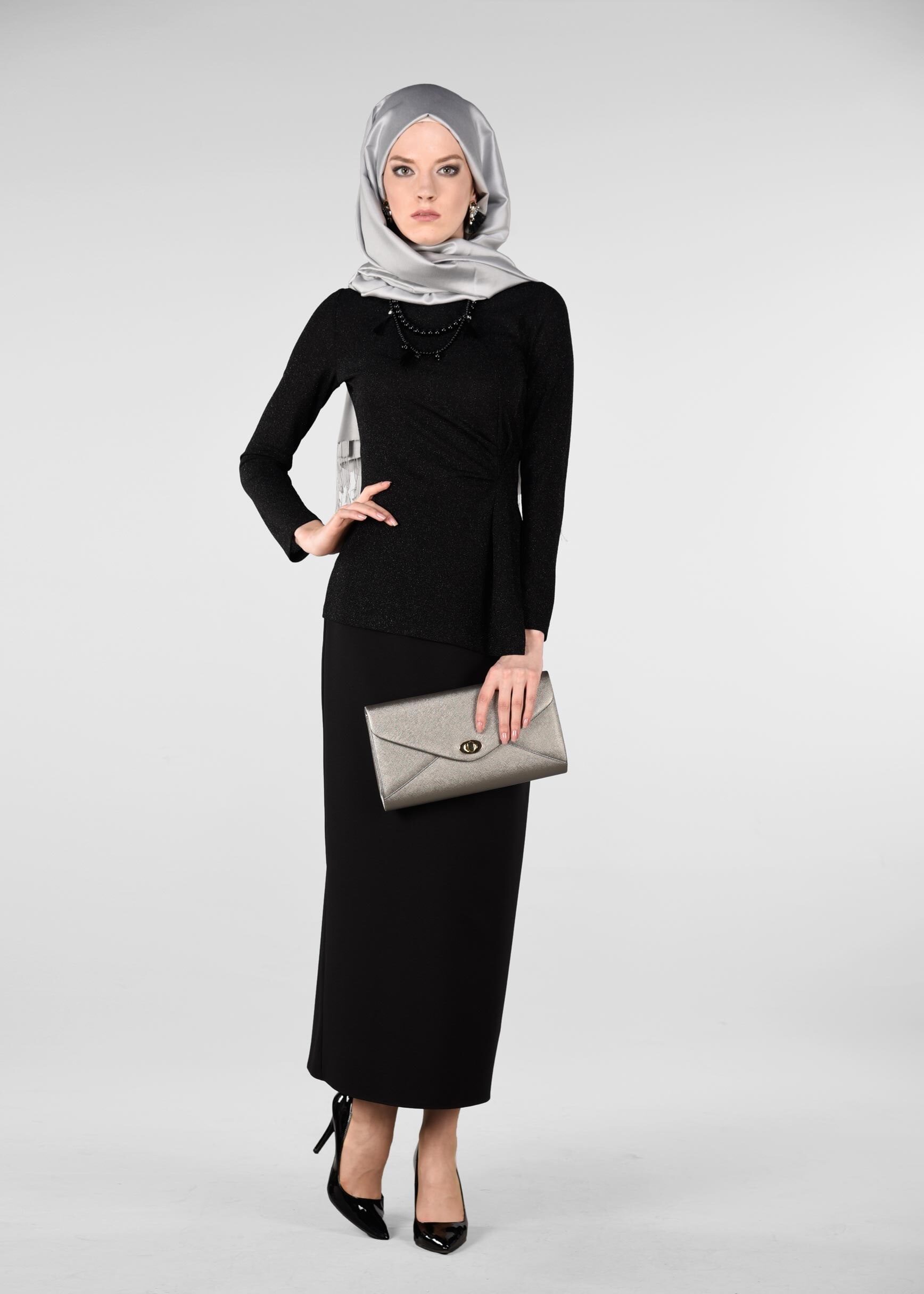 Tesettür giyim SİYAH PARILTILI BLUZ 4081