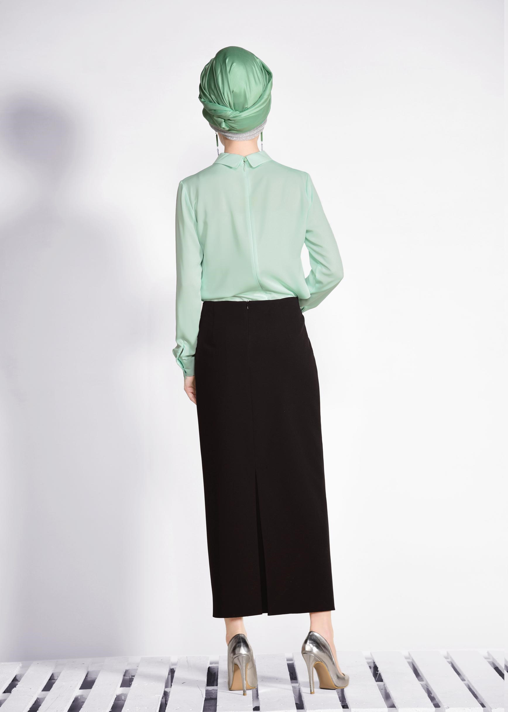 Tesettür giyim YEŞİL BEBE YAKA BLUZ 4096