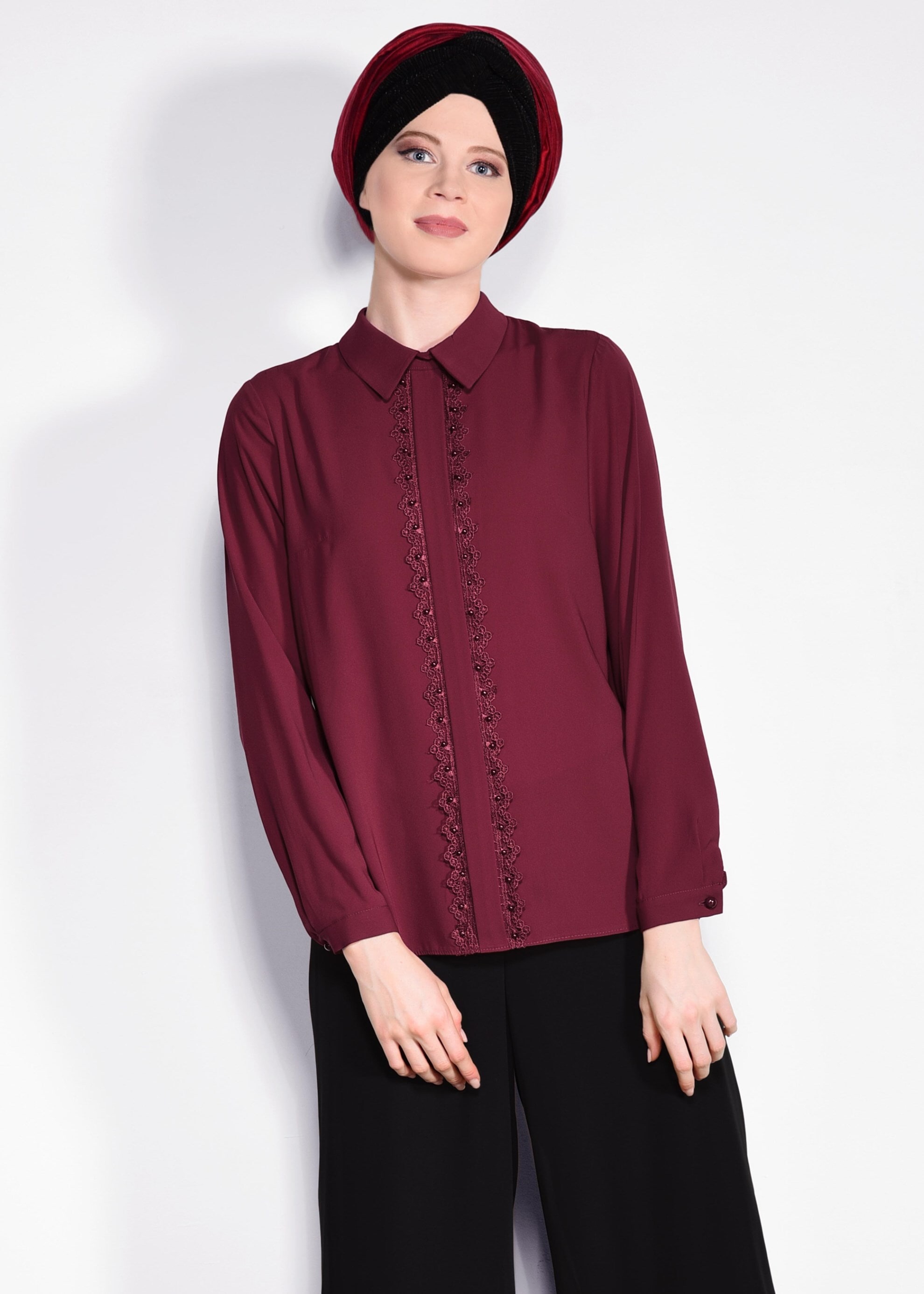 Tesettür giyim BORDO DANTEL DETAYLI BLUZ 4136