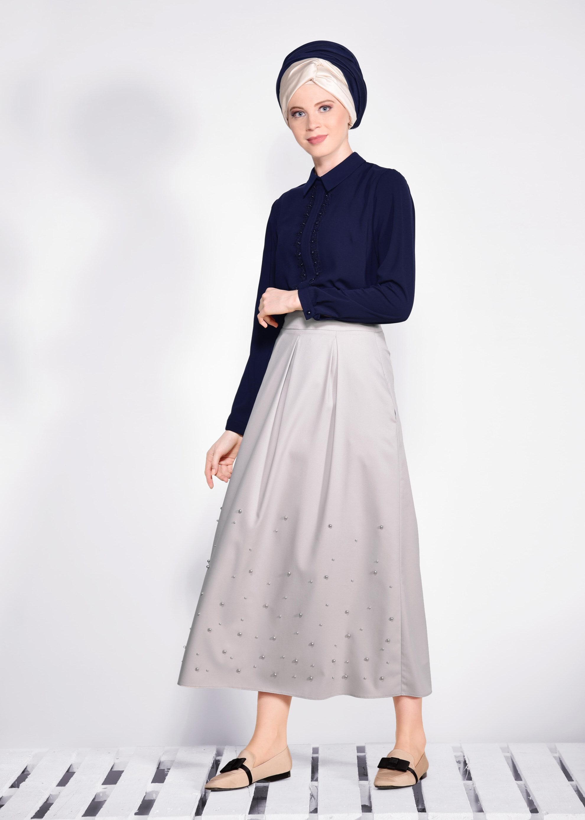 Tesettür giyim LACİVERT DANTEL DETAYLI BLUZ 4136