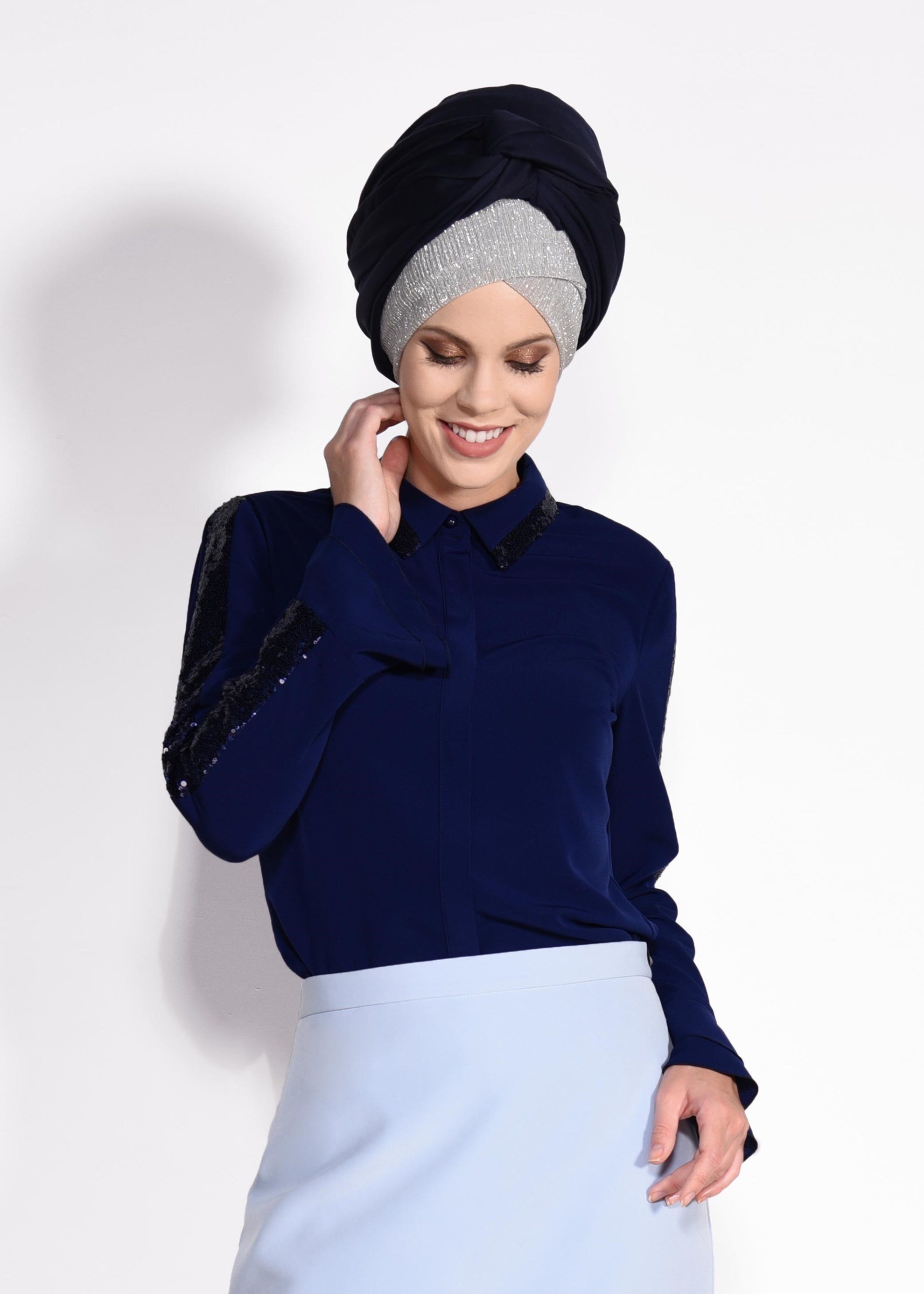 Tesettür giyim LACİVERT PUL PAYET DETAYLI BLUZ 4138