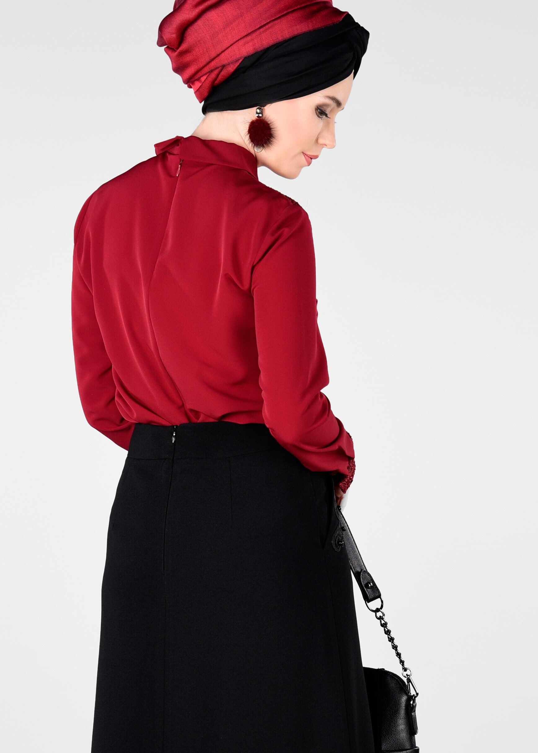 Tesettür giyim BORDO DOKULU SİVRİ YAKA BLUZ 4139