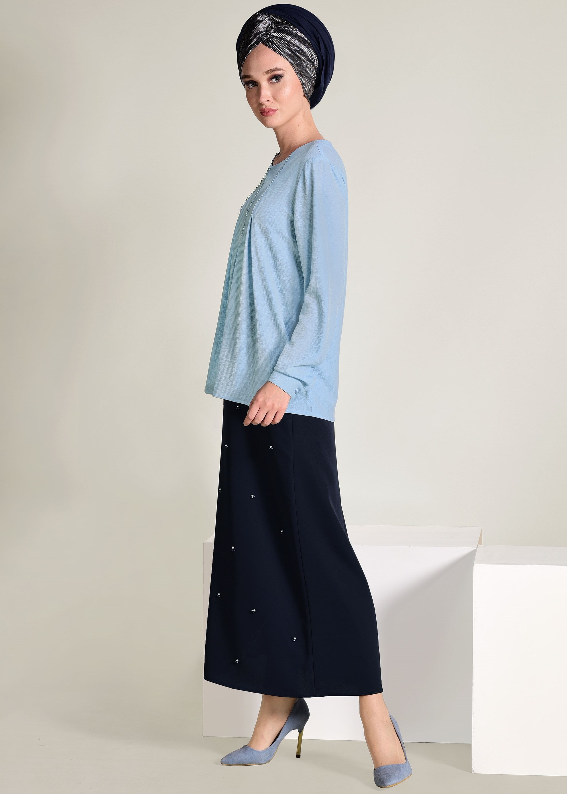 Tesettür giyim MAVİ İŞLEMELİ BLUZ 4184