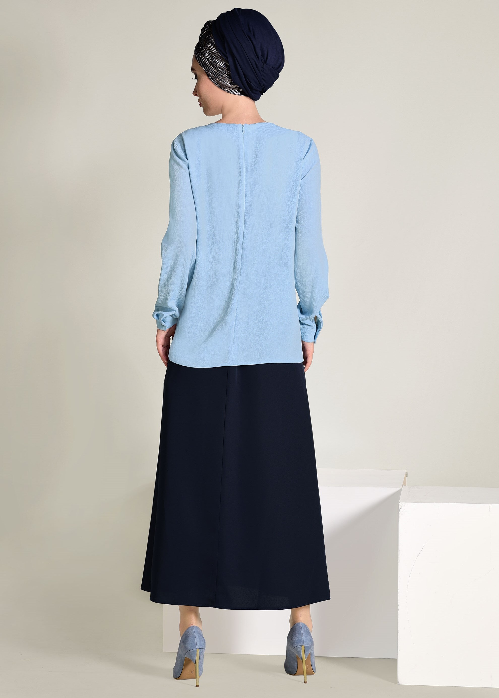 Tesettür giyim MAVİ İŞLEMELİ BLUZ 4184