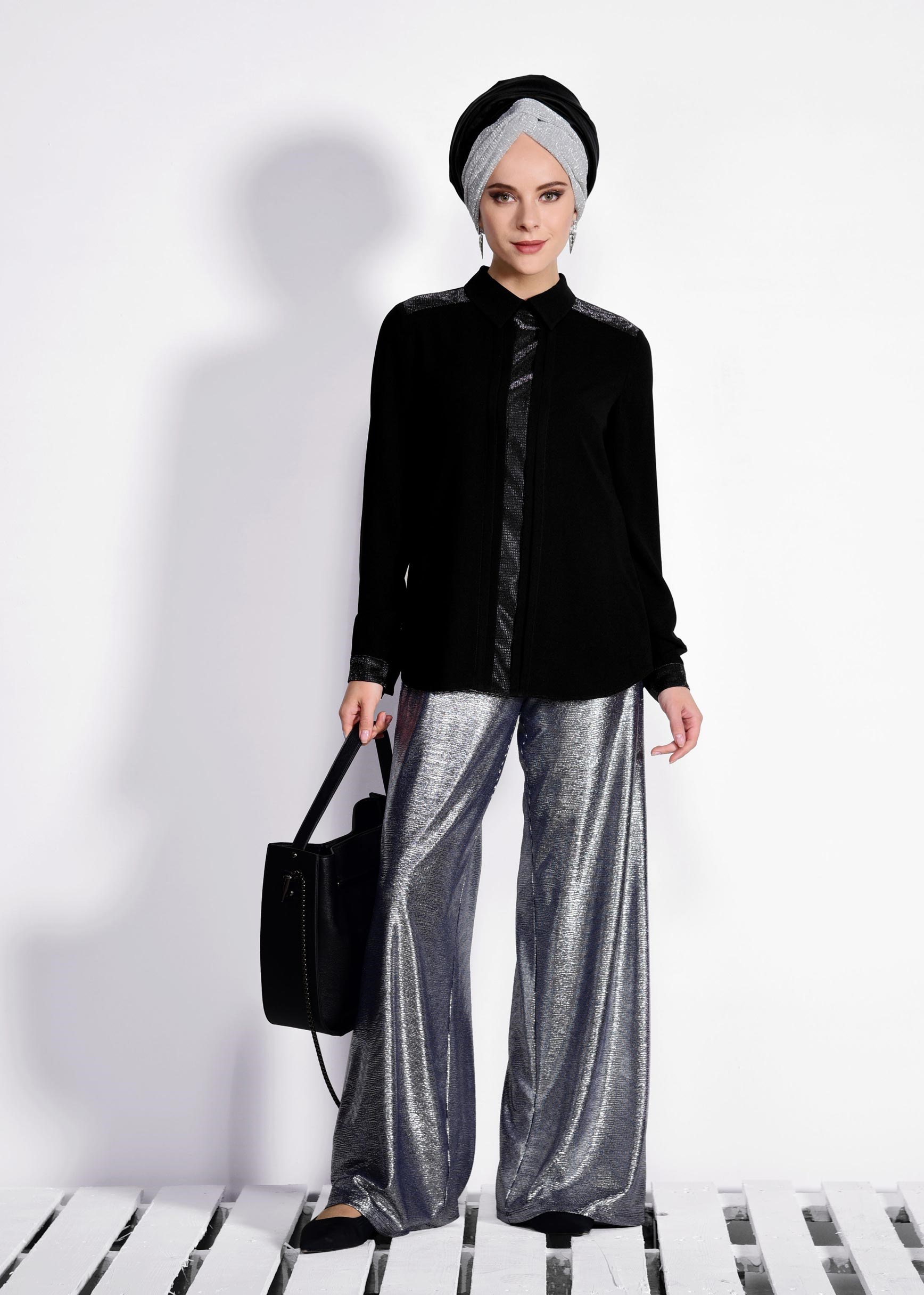 Tesettür giyim SİYAH PARILTILI BLUZ 4185