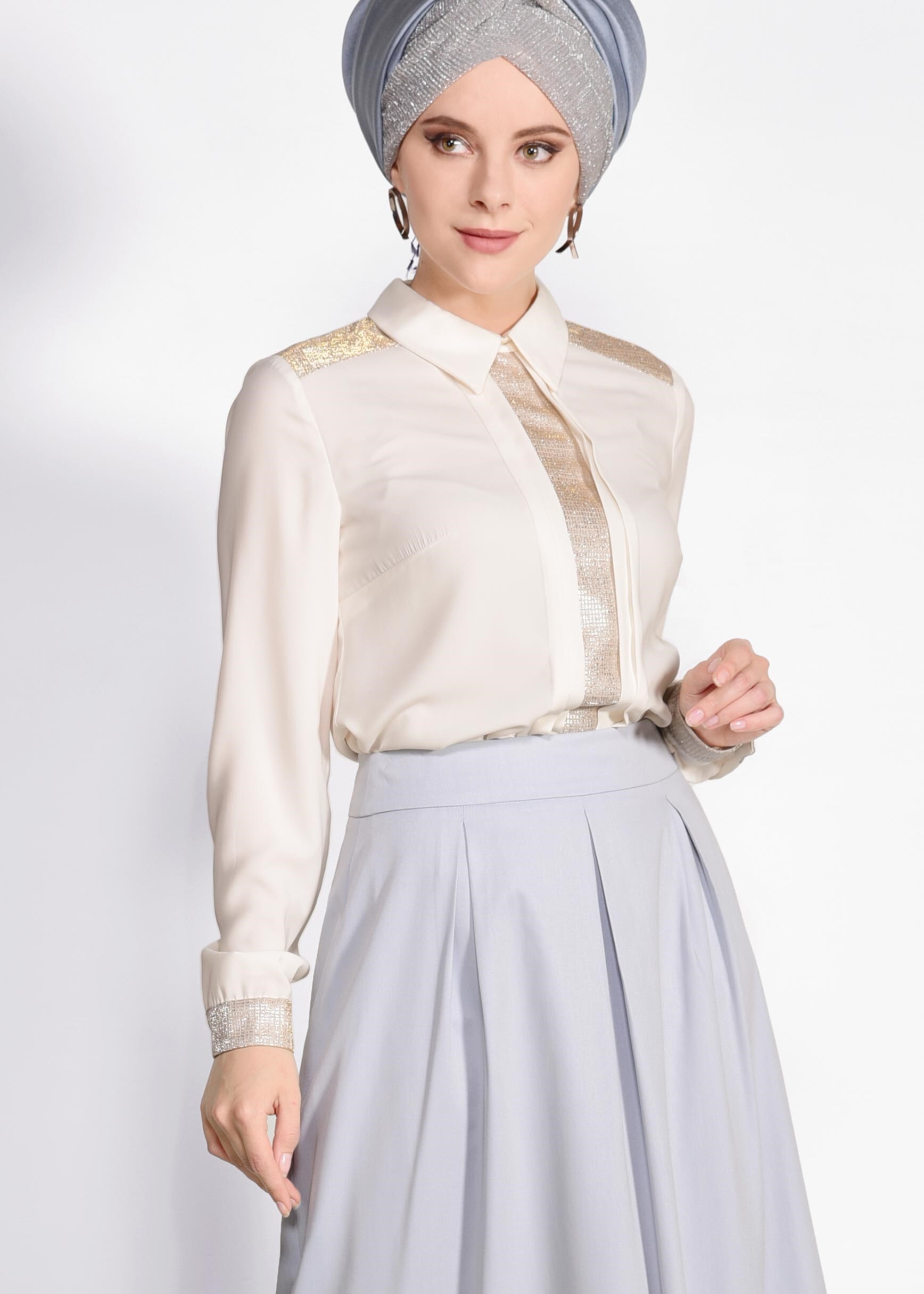 Tesettür giyim EKRU PARILTILI BLUZ 4185
