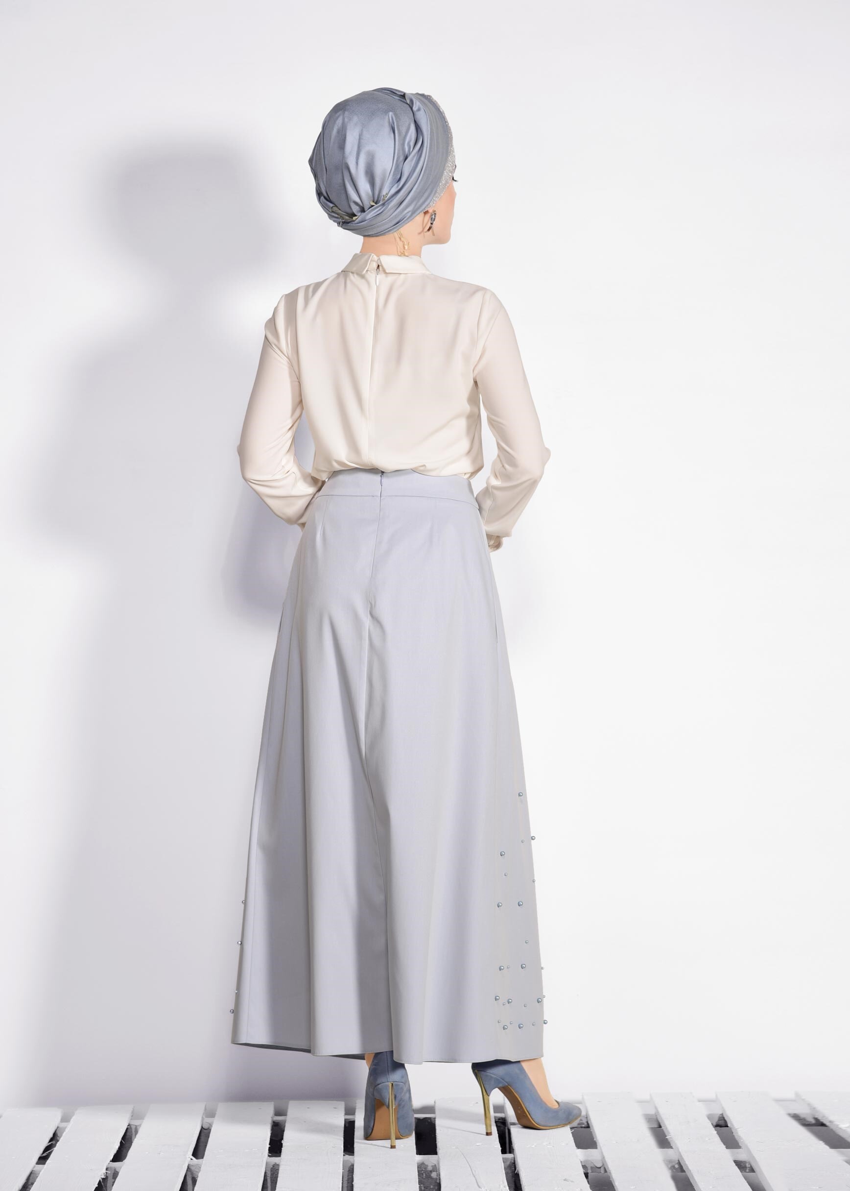 Tesettür giyim EKRU PARILTILI BLUZ 4185